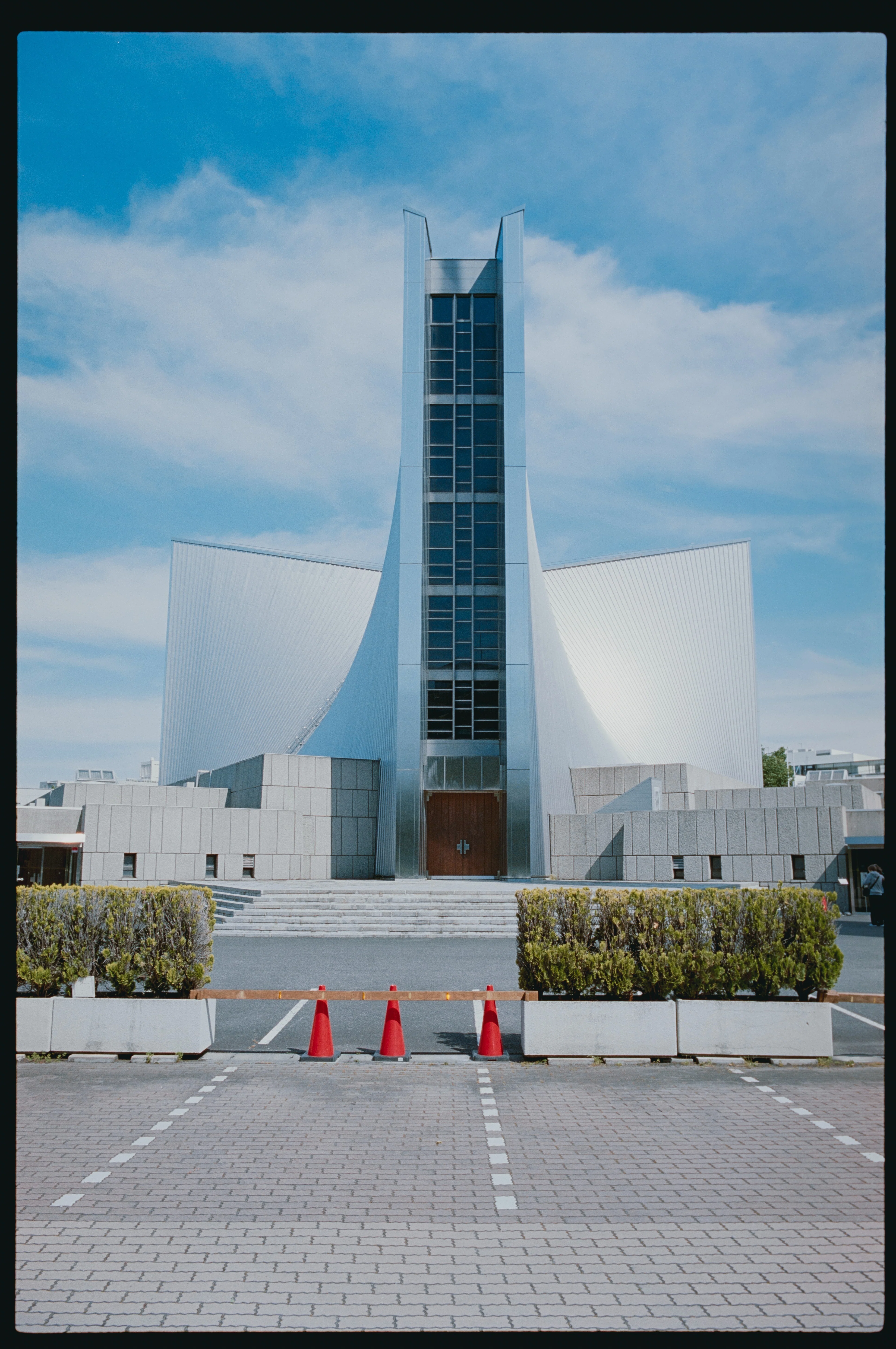 丹下健三の建築をフィルムカメラで撮影｜misono