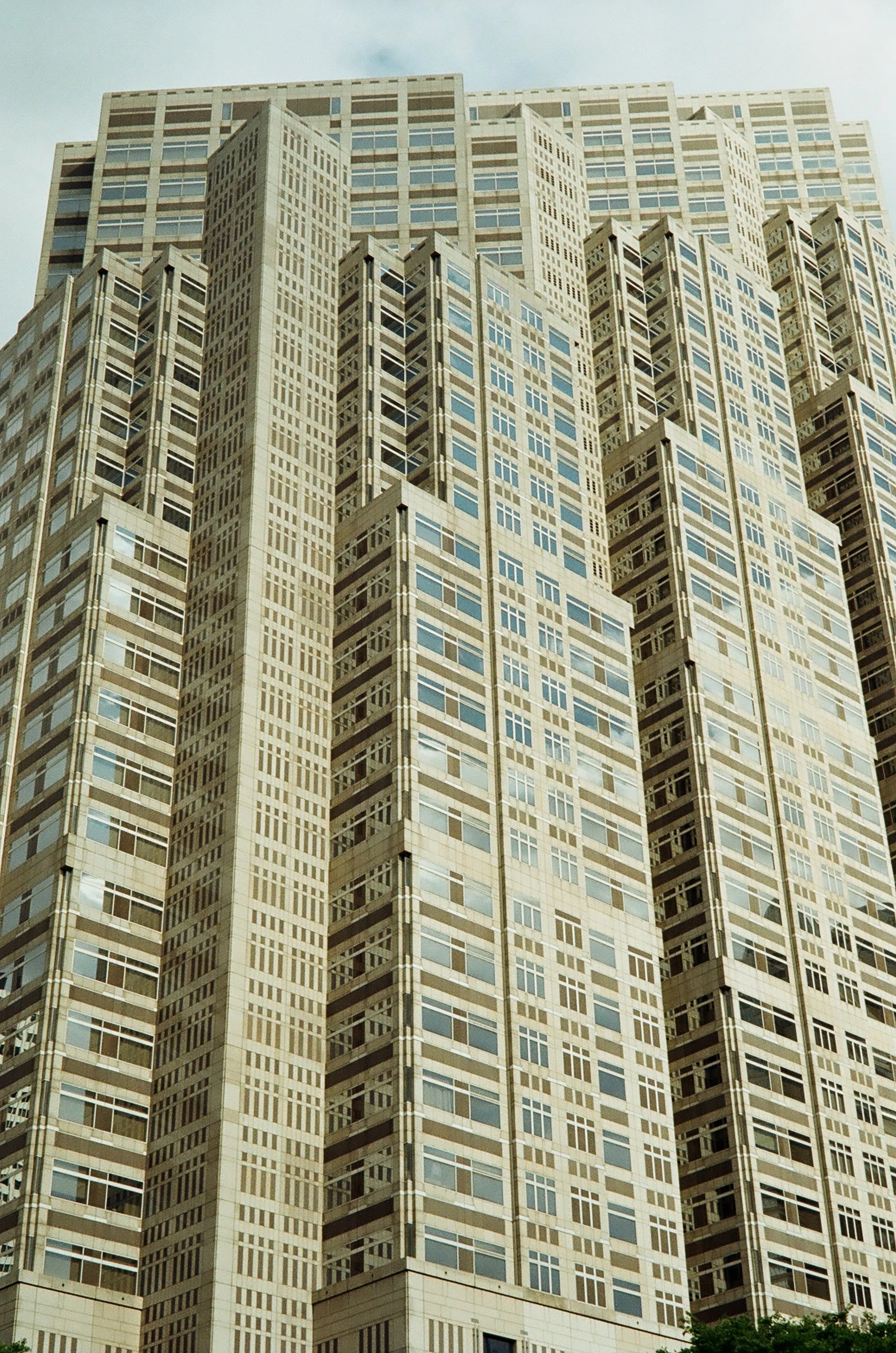 丹下健三の建築をフィルムカメラで撮影｜misono