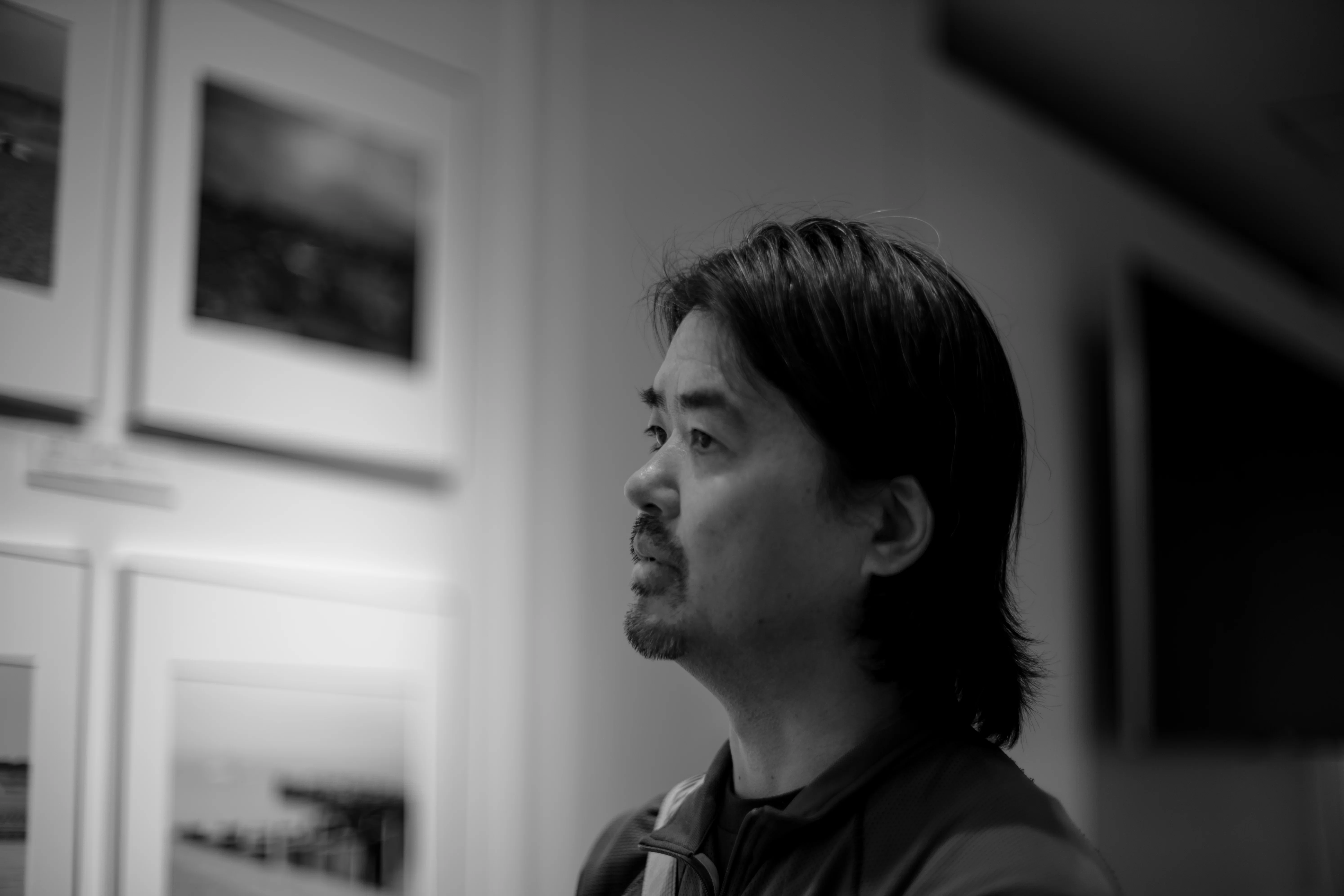 ジェットダイスケ氏の写真展『耳鳴りの境界 ─ 水辺のかたちを知る試行
