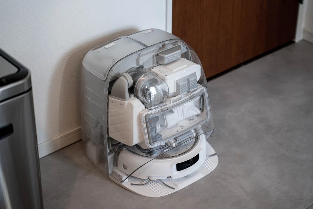 DJIのロボット掃除機『ROMO P』が出色の完成度だった【レビュー