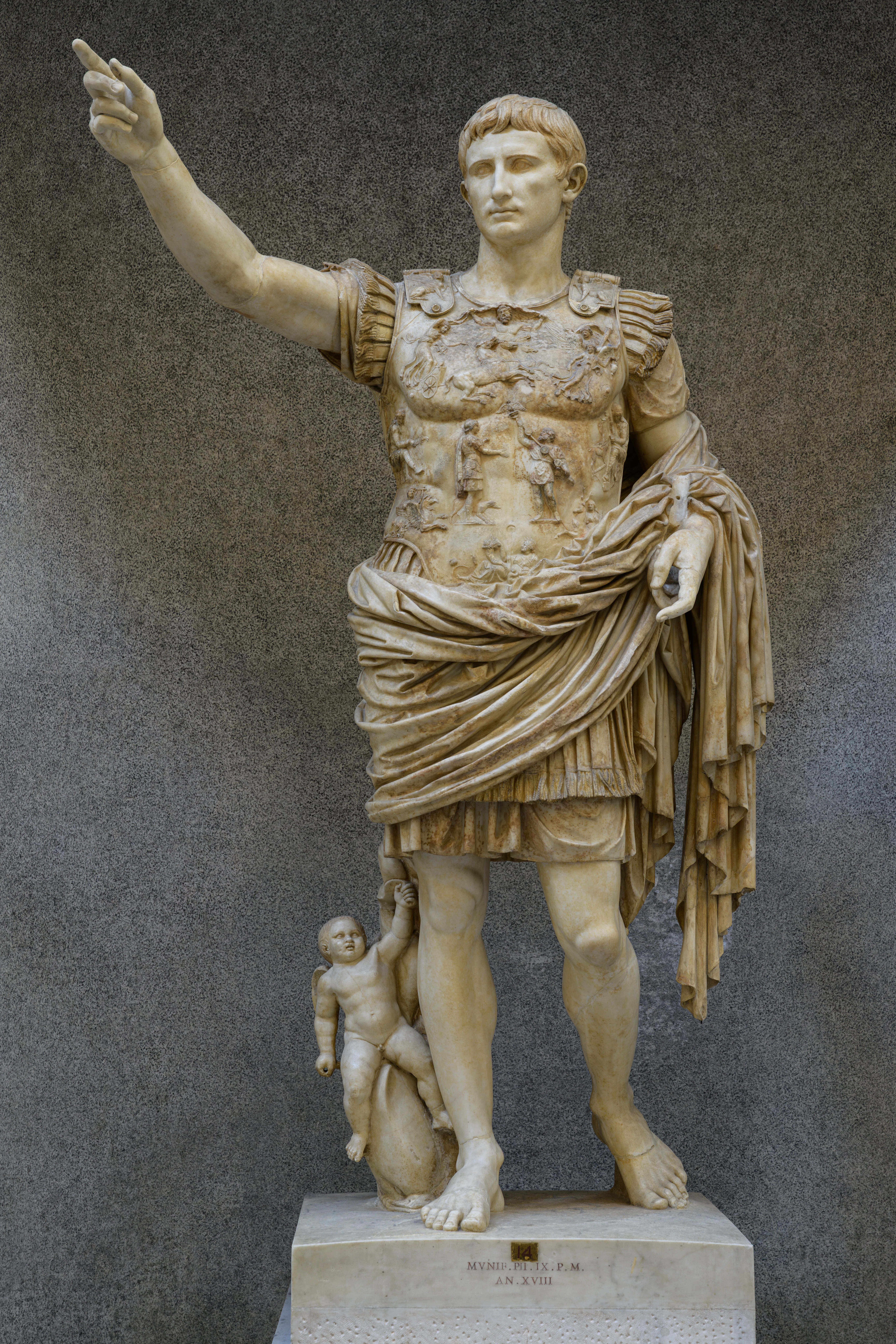 ローマ彫刻にあってギリシア彫刻にないもの――古代彫刻に見る美と権威の