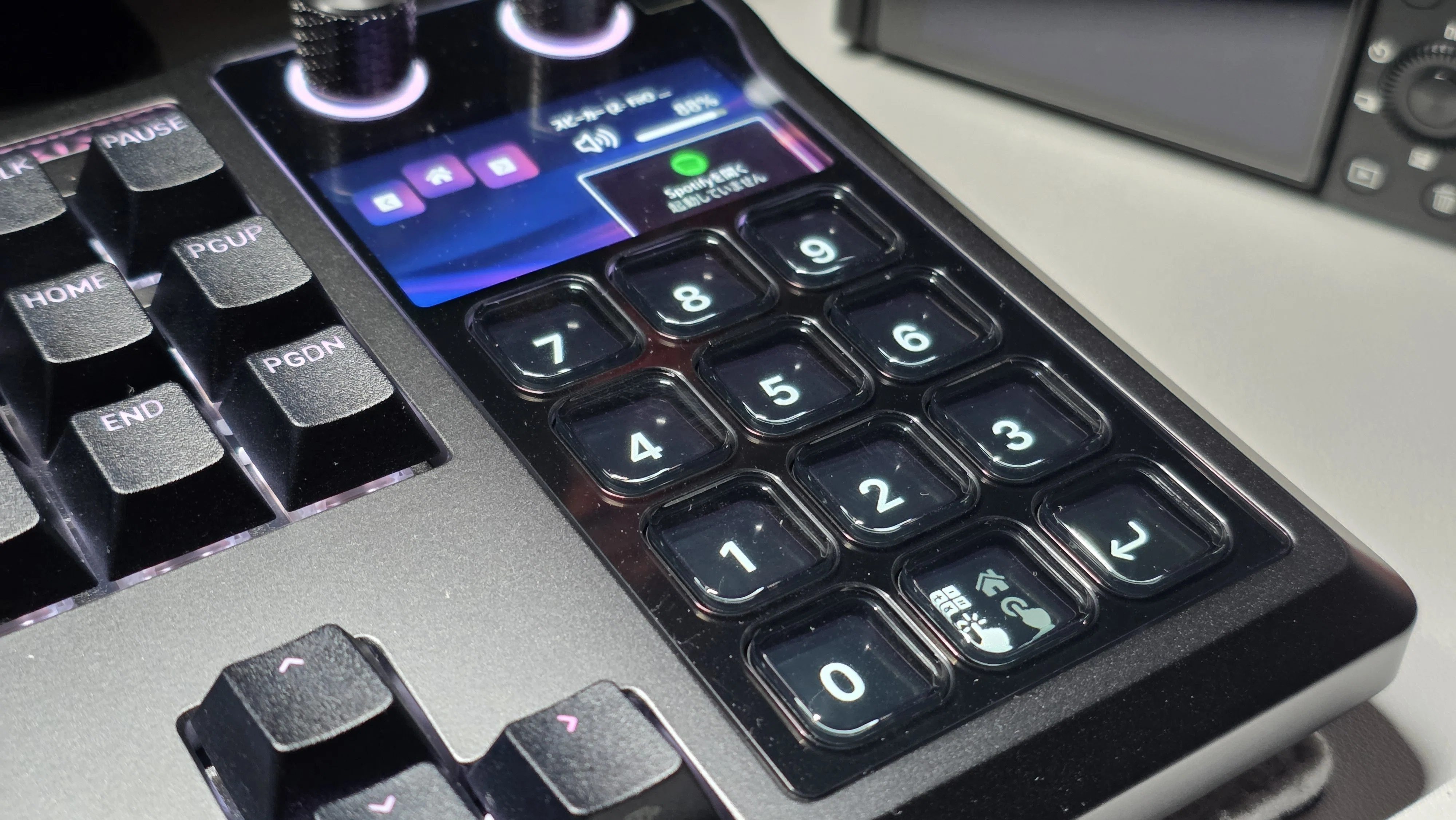 CORSAIR GALLEON 100 SD レビュー｜しじまアオ（裏側）