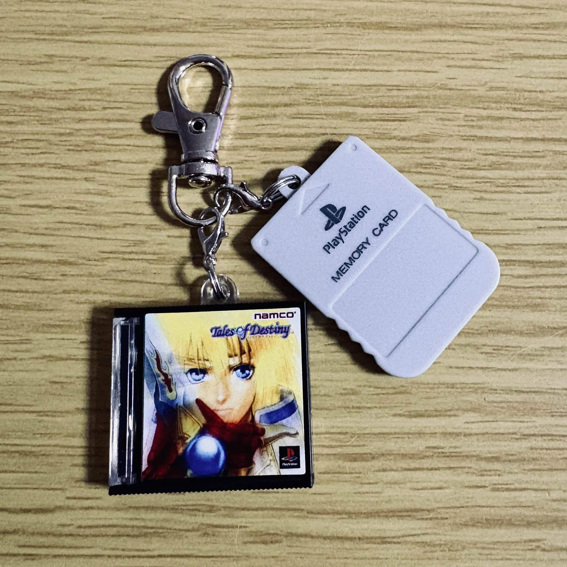 ガチャガチャめっちゃ回した(テイルズ)｜田中mk3
