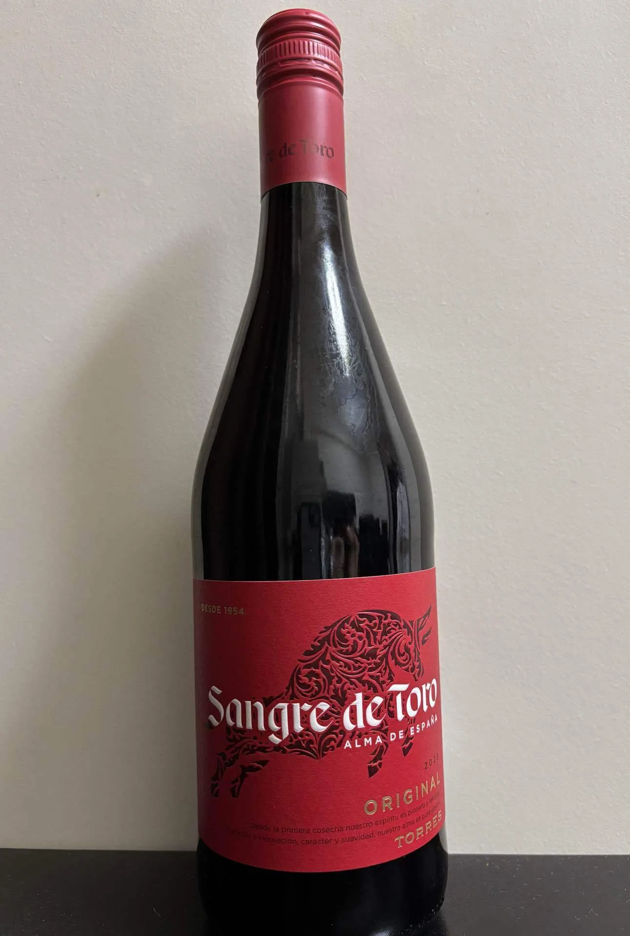 今日飲んだワイン「トーレス サングレ・デ・トロ オリジナル」｜瓶太郎