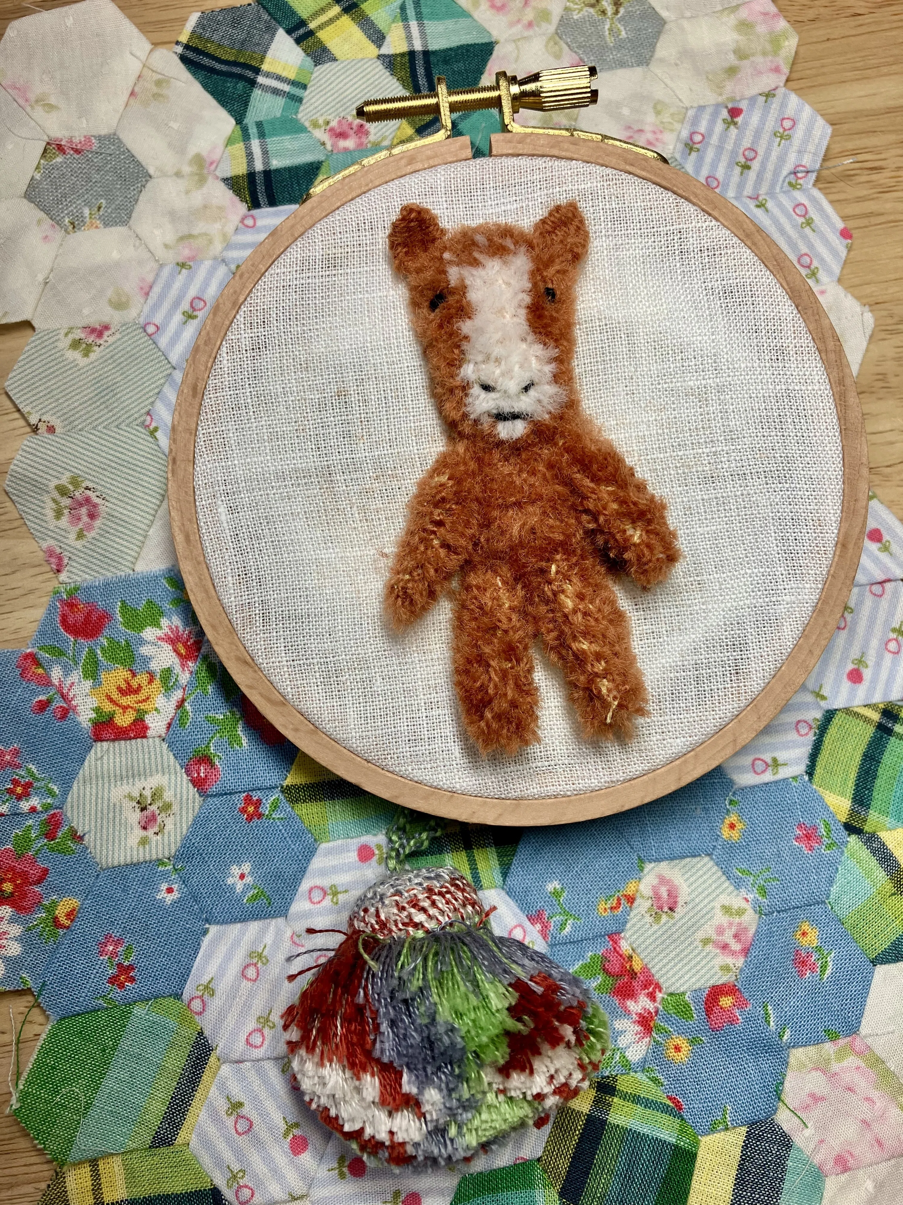 K*C様 自作ぬい15cm　おさげブラウン花刺繍 立体刺しゅう㉛馬🐎｜kiki