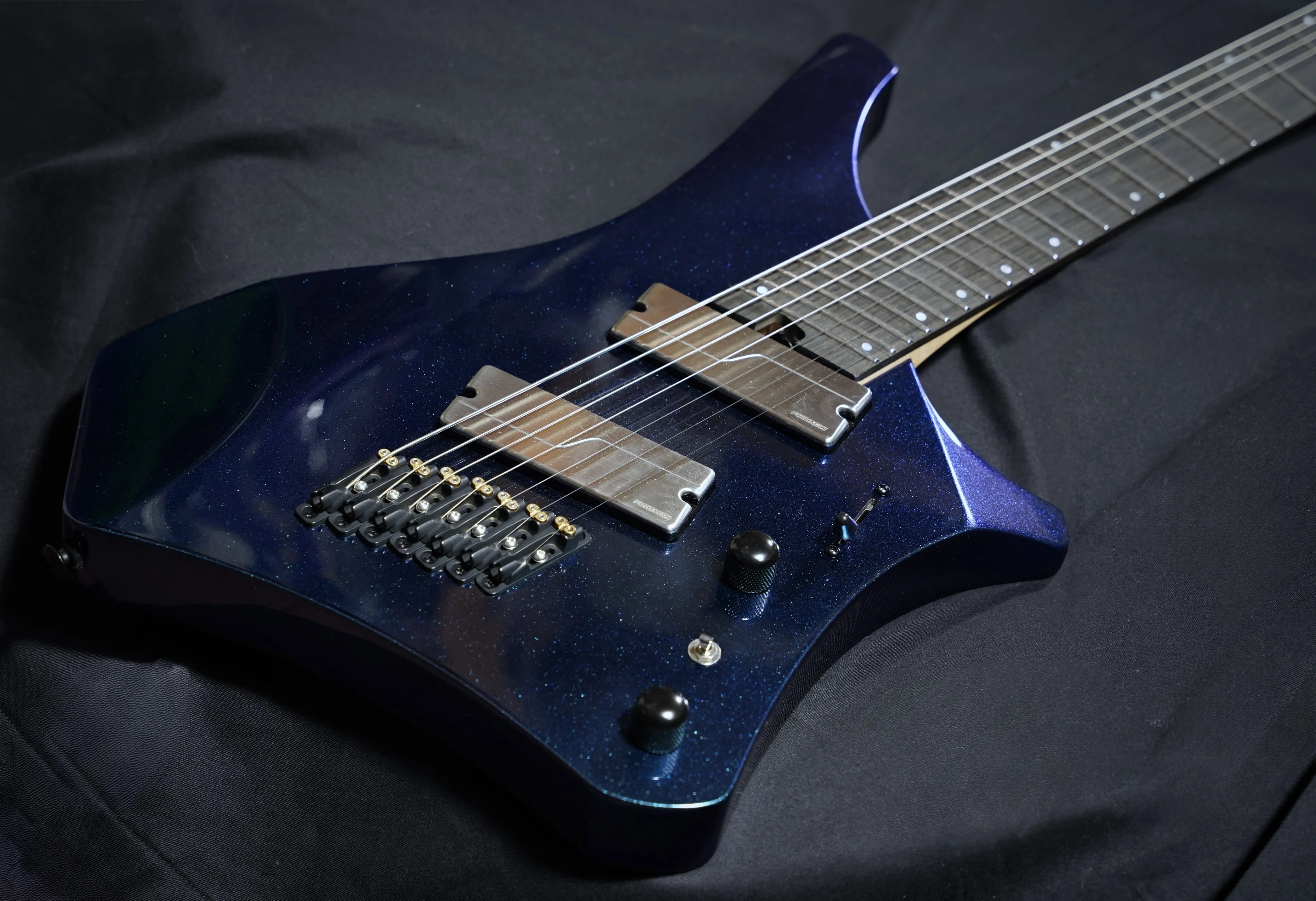 機材レビュー：Ibanez ALPHA A527｜湊 Minato