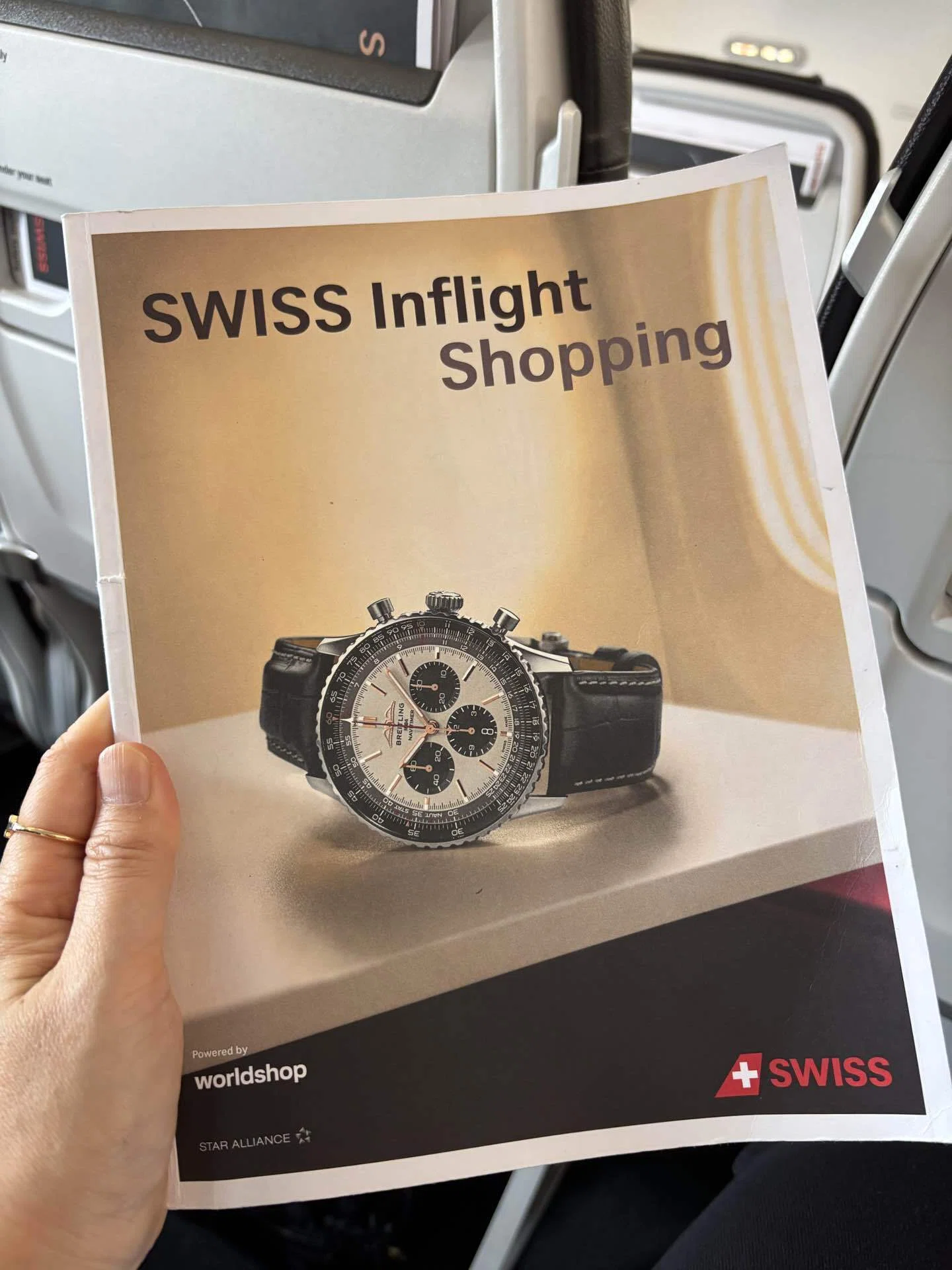 ZRH-LIB機材変更でビジネスクラスなのにエコノミー座席に【スタアラ