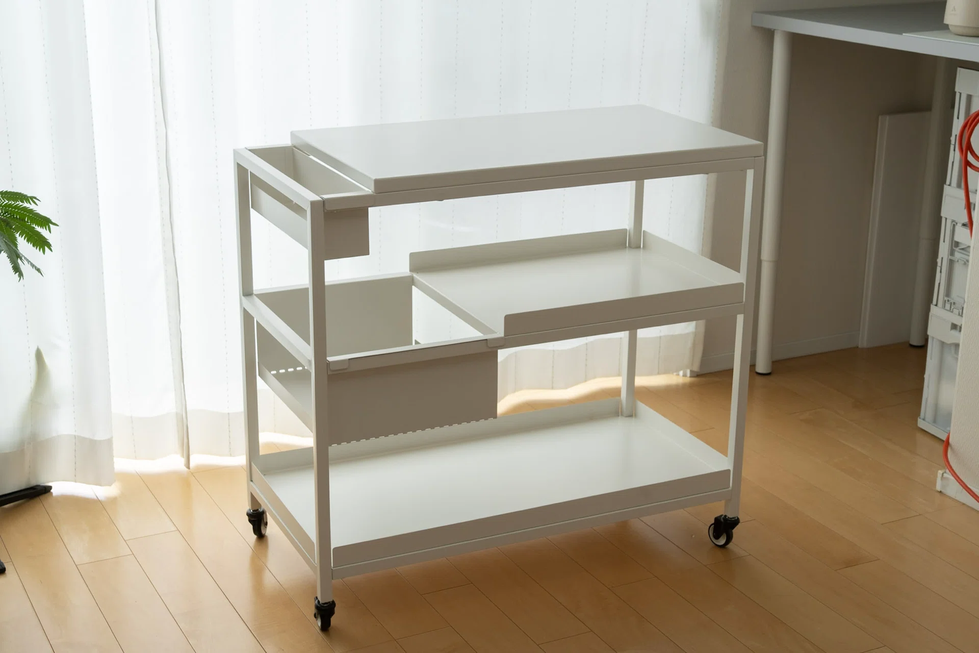 【極美品】IKEA TROTTEN トロッテン　ワゴン　キャスター付き 紆余曲折を経てIKEA トロッテンに辿り着いた話。｜がちゃお｜SPACE 80