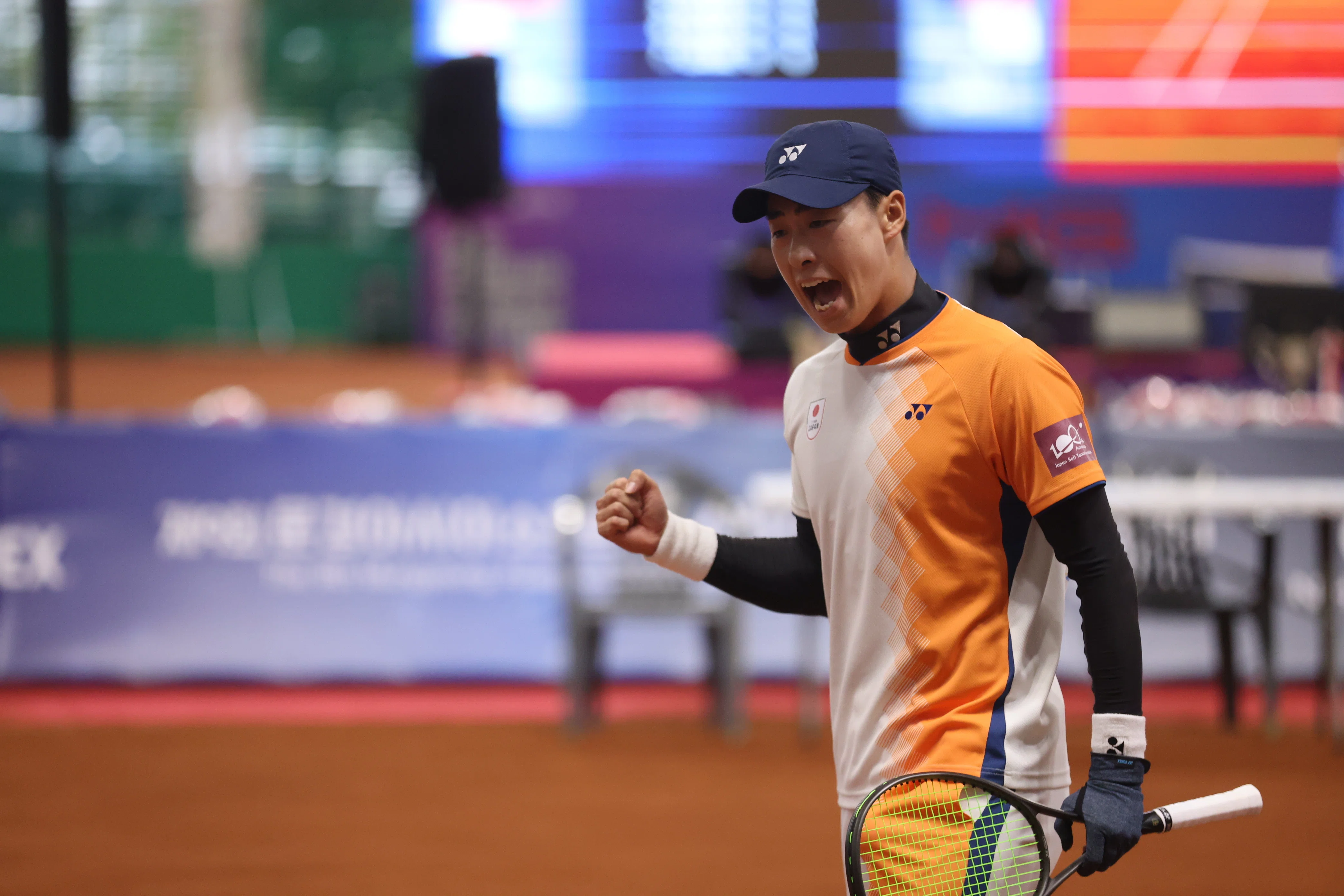 フラット　ジャンバー　ソフトテニス 思い描いたプレーをコートで体現する」上松選手が語るソフトテニスの