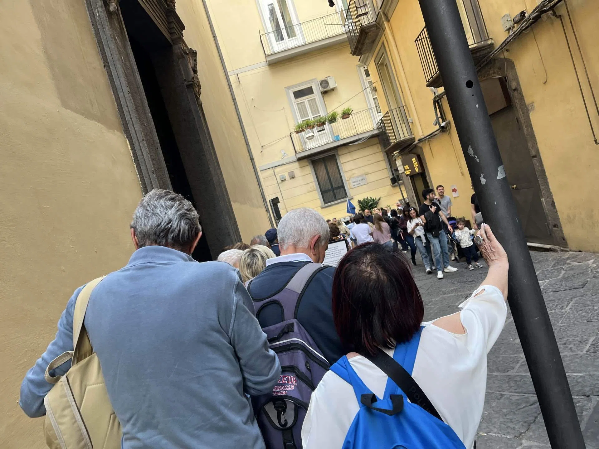 マリオと旅するイタリア［1日目-3］ナポリが初日から圧巻！芸術の