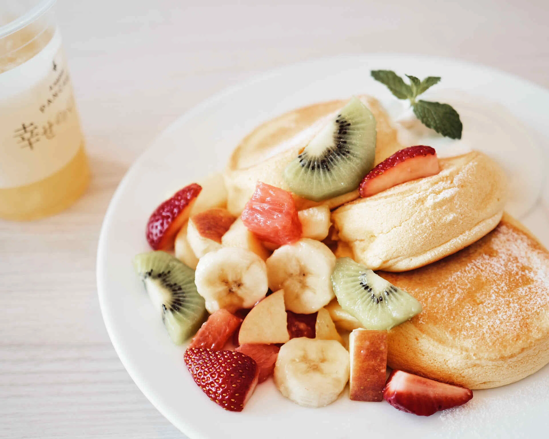 Hotel The Day Osaka & A HAPPY PANCAKE Awajishima Terrace｜細木拓也