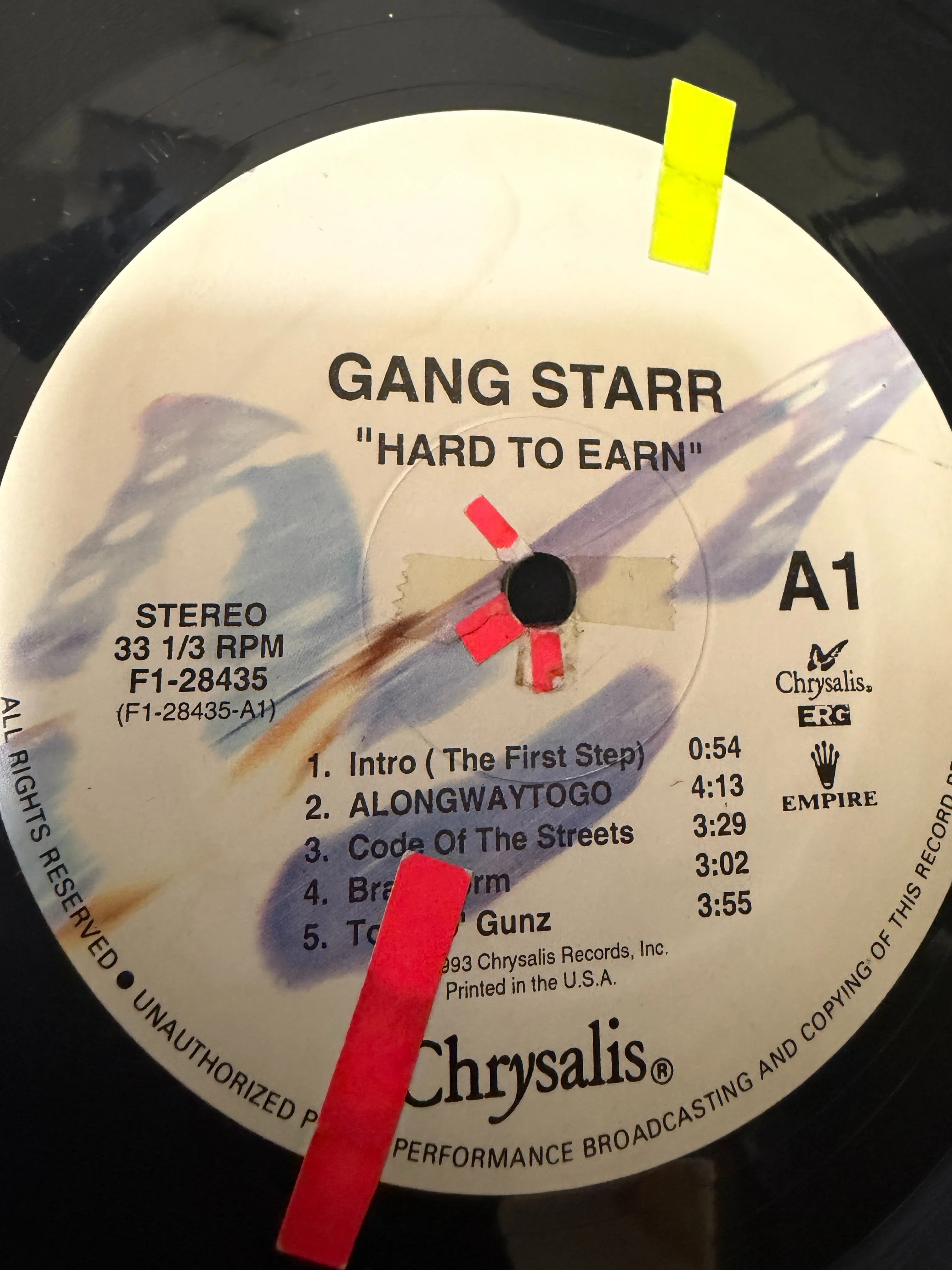 アラフィフ以上のヒップホップDJは、なぜUSオリジナル盤のレコードを