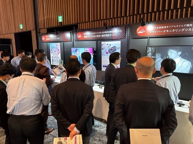 開場後の展示エリアの様子(その2)