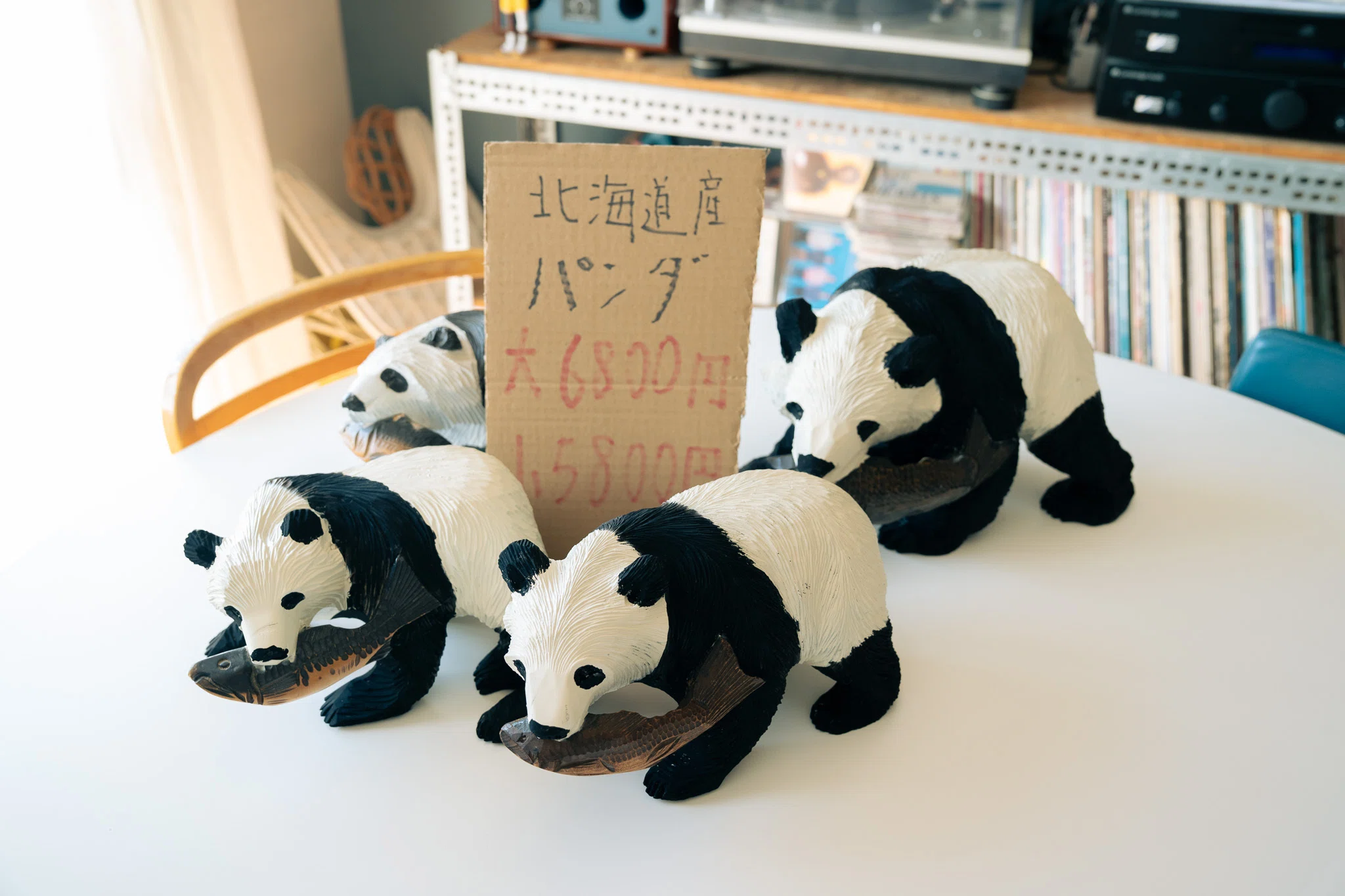 【木彫•彫刻】 パラオ ストーリーボード（テバン工房作品「魔法のパンの木」より） ごほうび浪漫博TOKYOではZINEと木彫りのパンダを売るよ｜ヤソメユウヤ