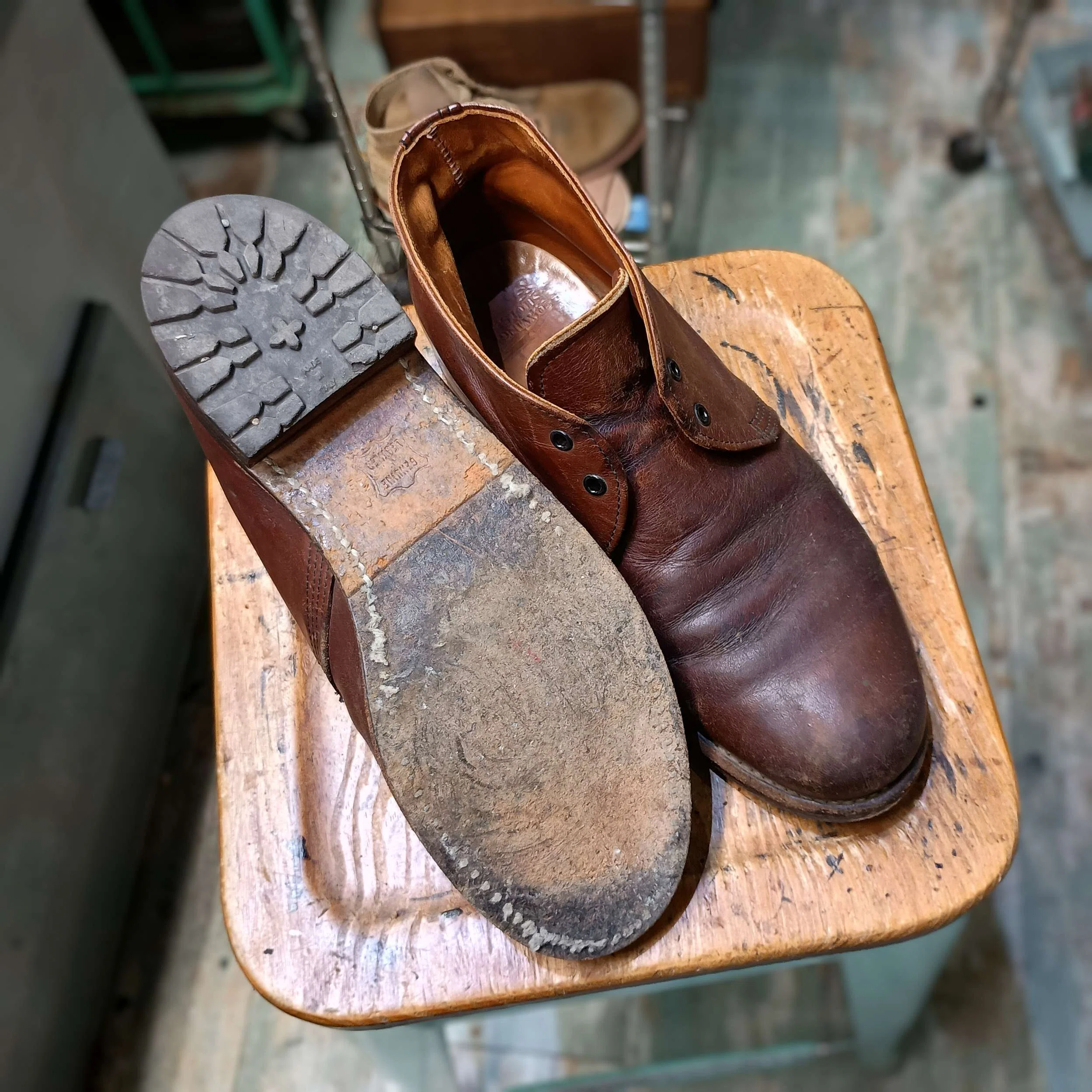リソール/ソールカスタム】RED WING Beckman Chukka+vibram#2333Ʈ