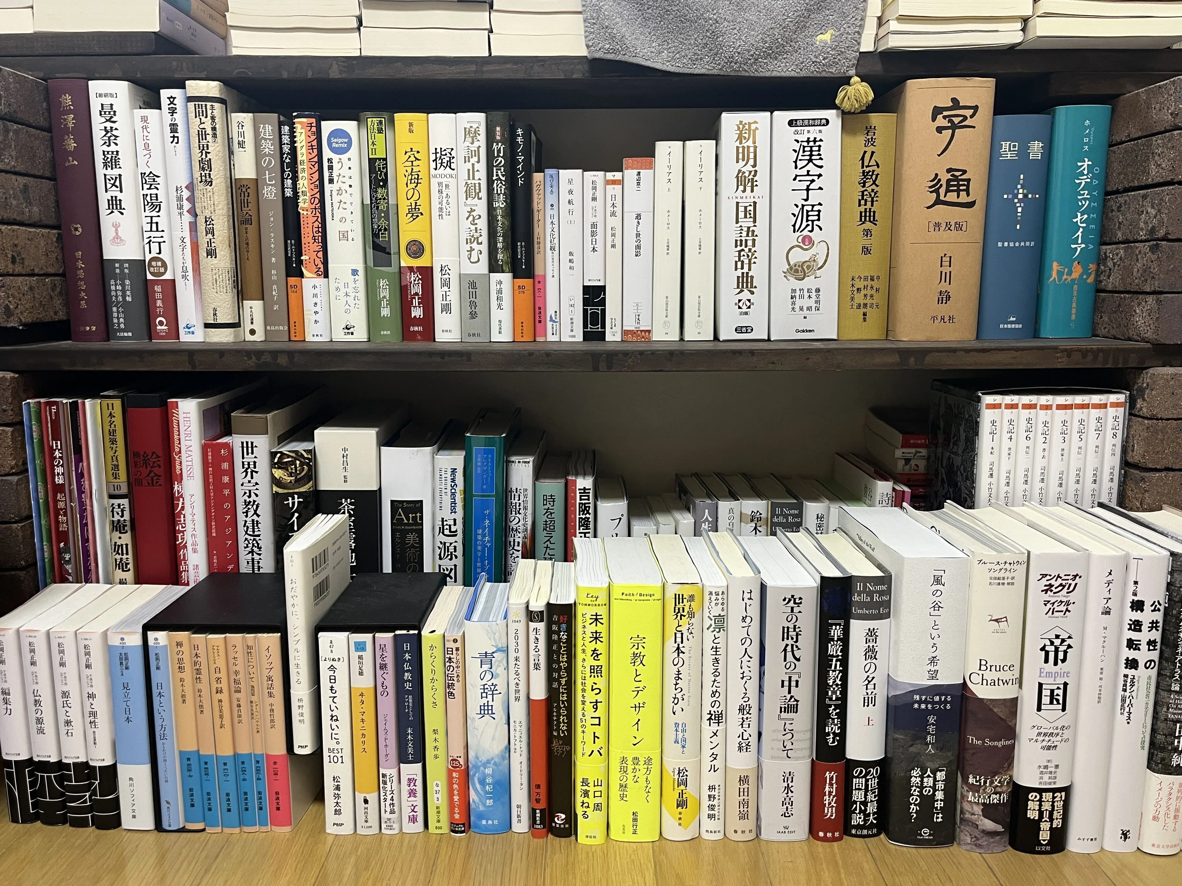 おうちの本棚、見せてください。本好き10人分のリアルな本棚を覗いてみ
