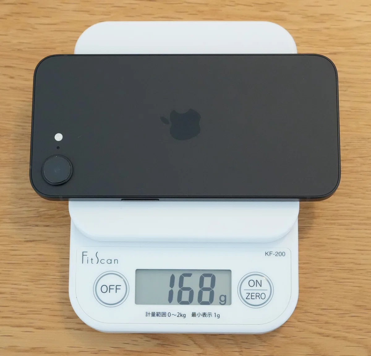 Apple iPhone 17e 重量