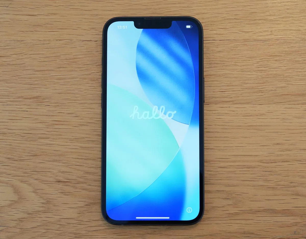 Apple iPhone 17e