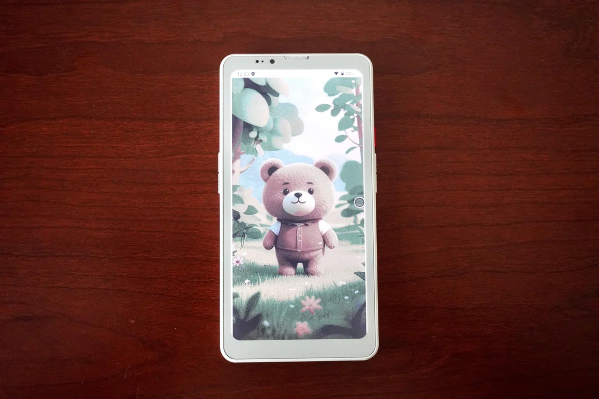 [Review] Color E-Paper Smartphone 