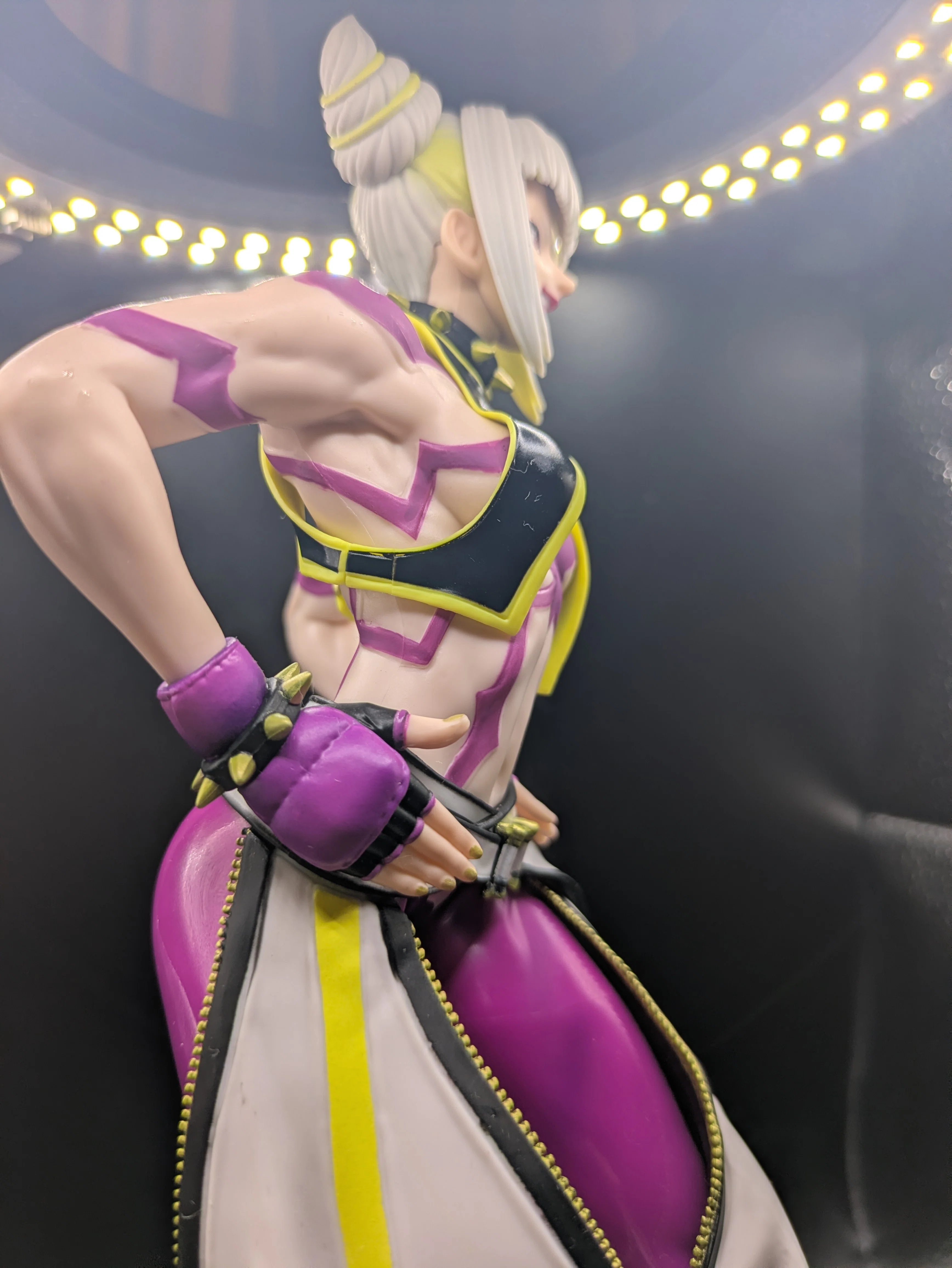 一番くじ ストリートファイター6 B賞 ジュリちゃんのフィギュアを見て
