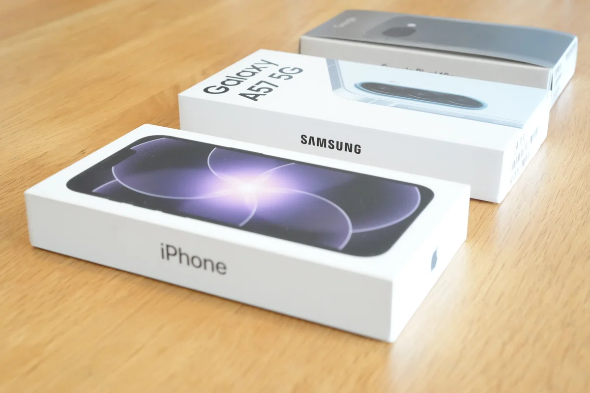 Apple iPhone 17e Google Pixel 10a Samsung Galaxy A57