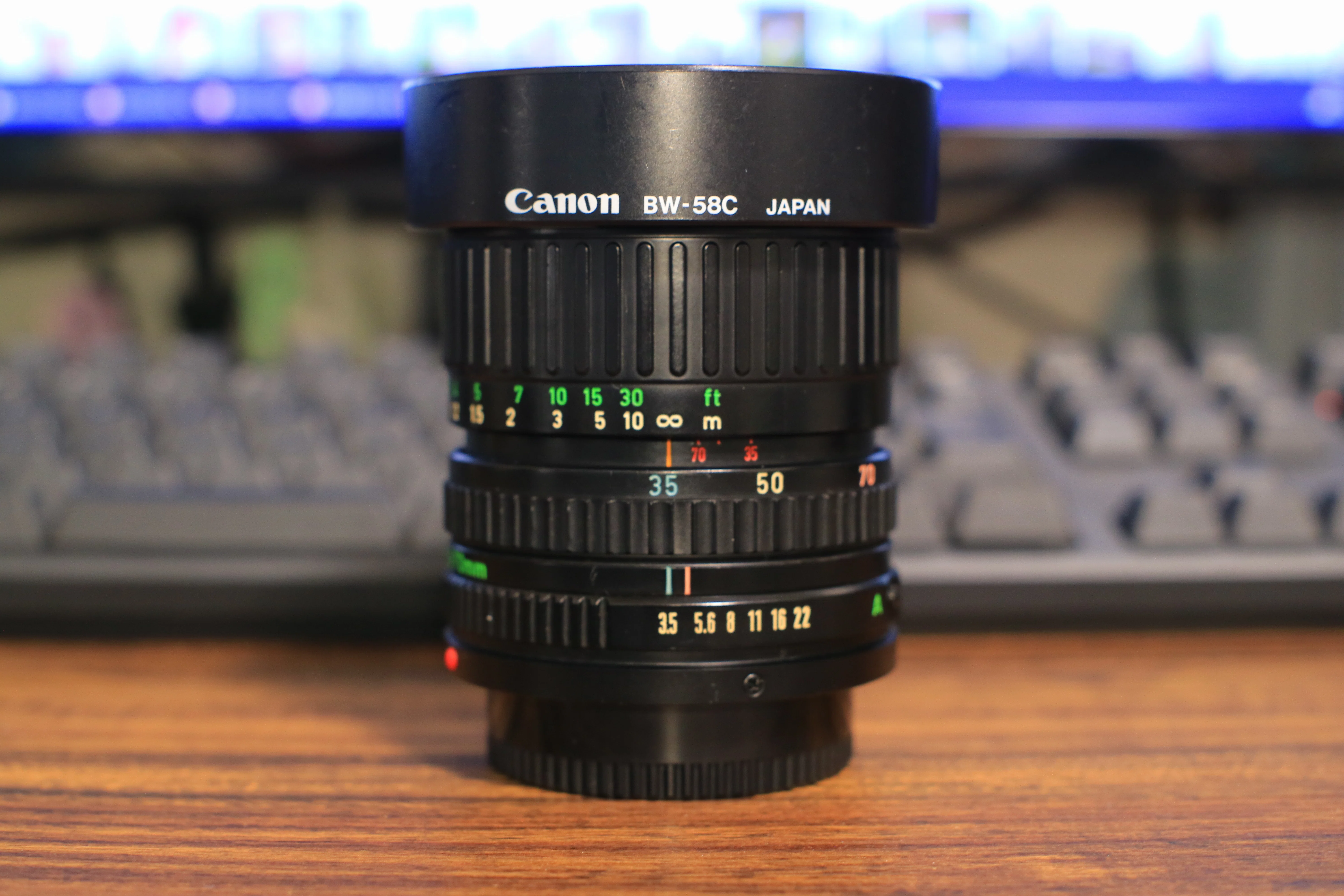 【希少・光学美品】МИР 38Б f3.5 ソビエトレンズ mayuriとレンズぬま *第八十八本* Canon NewFD35-70mm F3.5-4.5｜mayuri
