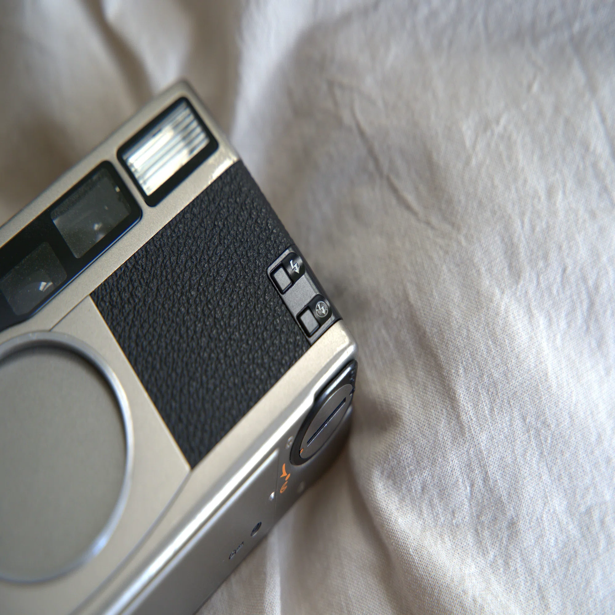 ロマン、あるいはNikon 35ti｜かうちぽてと