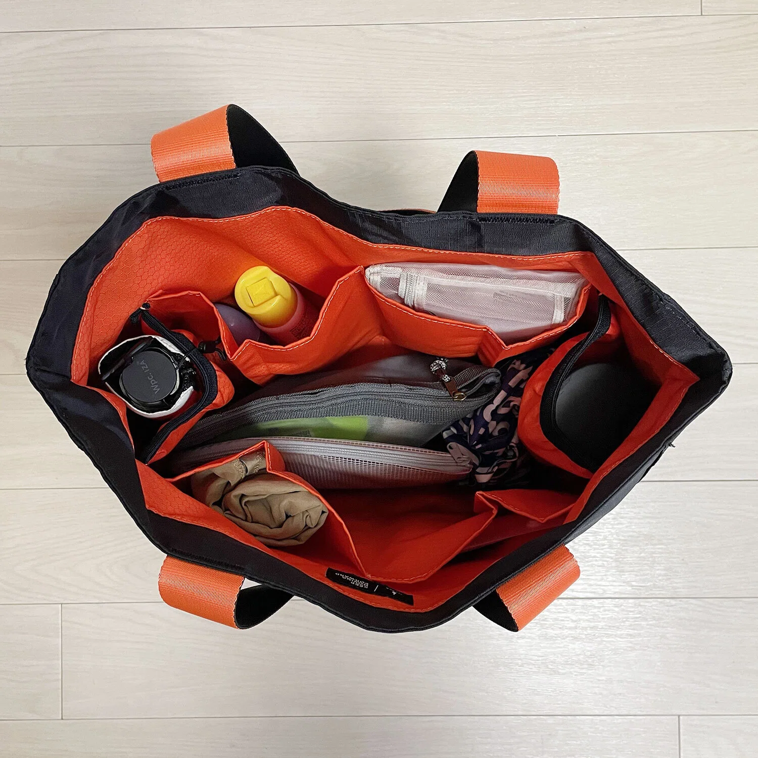 【まめ◡̈︎*様】バッグ他 レビュー】ALPAKA「ELEMENTS TOTE M」は普段使いに最適な軽量トート