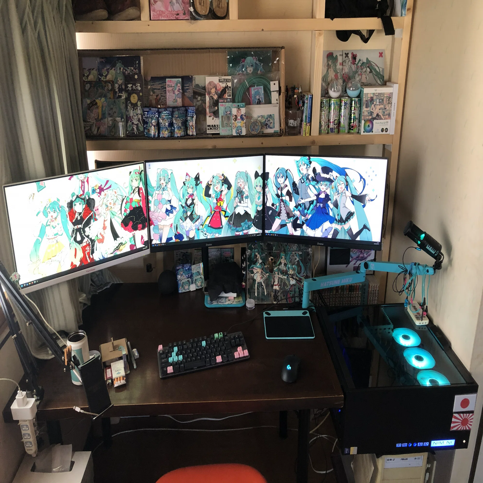 Room Makeover: PC Desk Summer Version｜萩原朋海