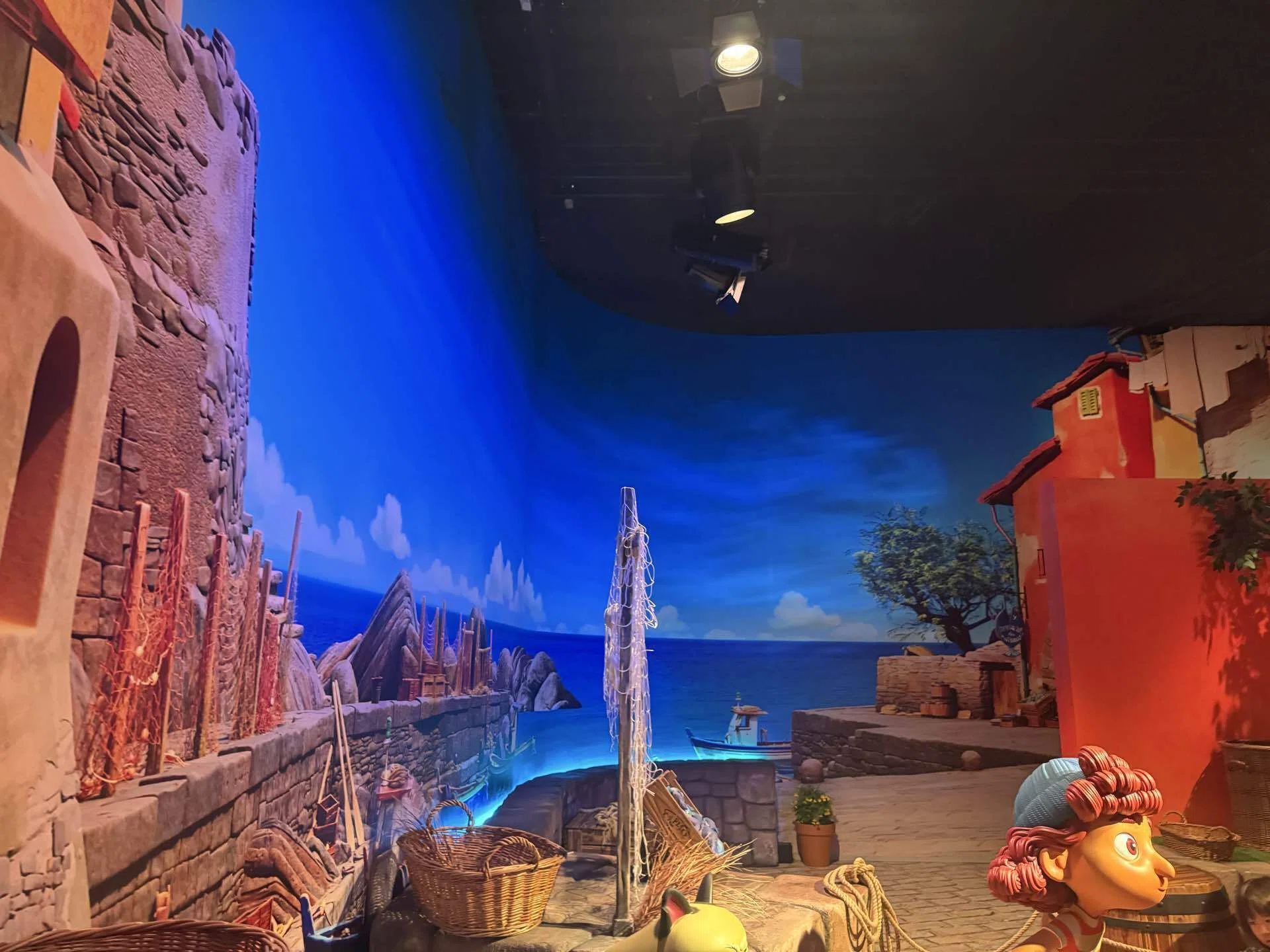 Setting the Scene ワーナー・ブラザース　ピクサー　ディズニー ピクサーの世界展」｜Disney_Historian