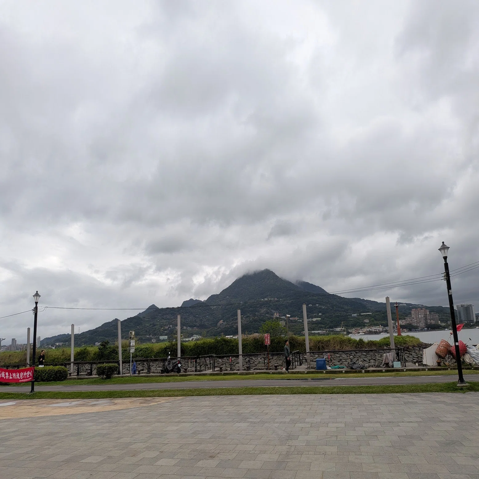 台湾の淡水を歩く｜曇った景色の中で過ごした時間｜咲咲｜旅とiPadの記録