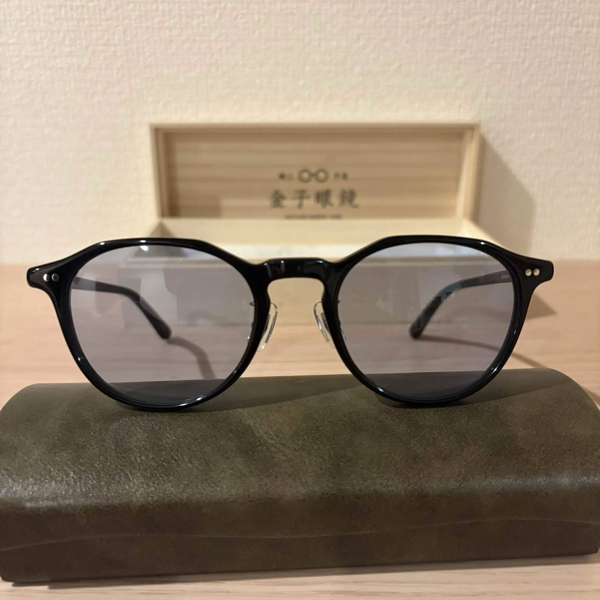 ★試着のみ 金子眼鏡 サングラス そのまま掛けて帰りたくなったサングラス｜kurashi_coffee