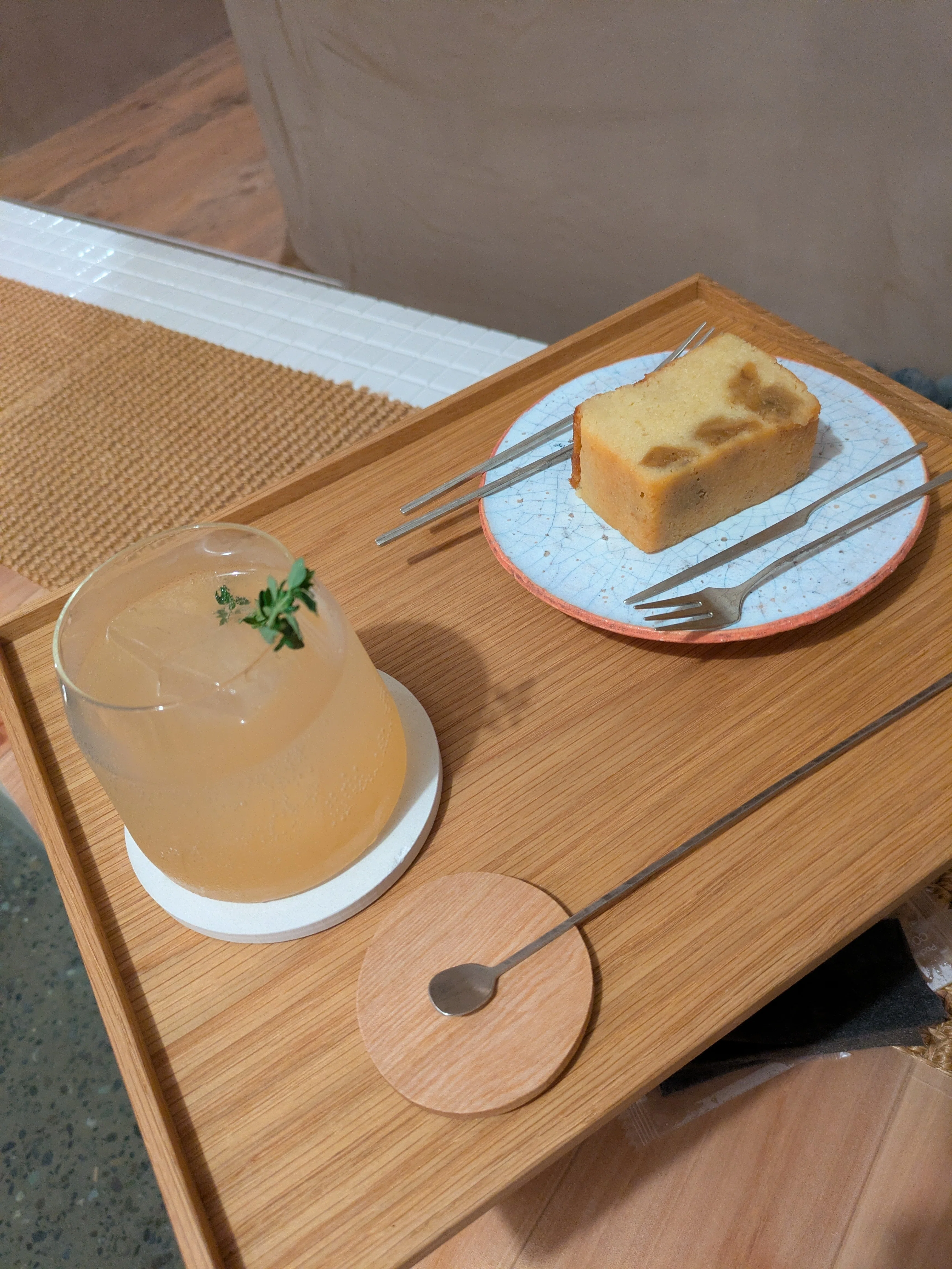 鎌倉で出会った素敵な足湯カフェ｜ルイス@ワーホリ応援団