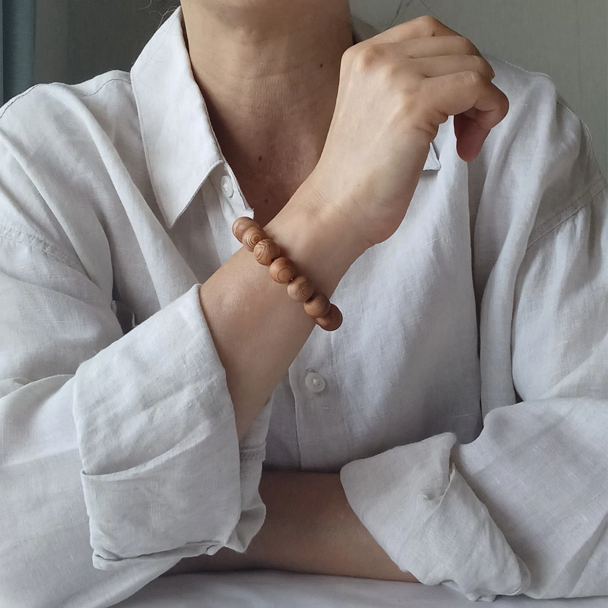 屋久杉ブレスレット 10mm・14cm｜深みのある木目と静かな存在感【A7