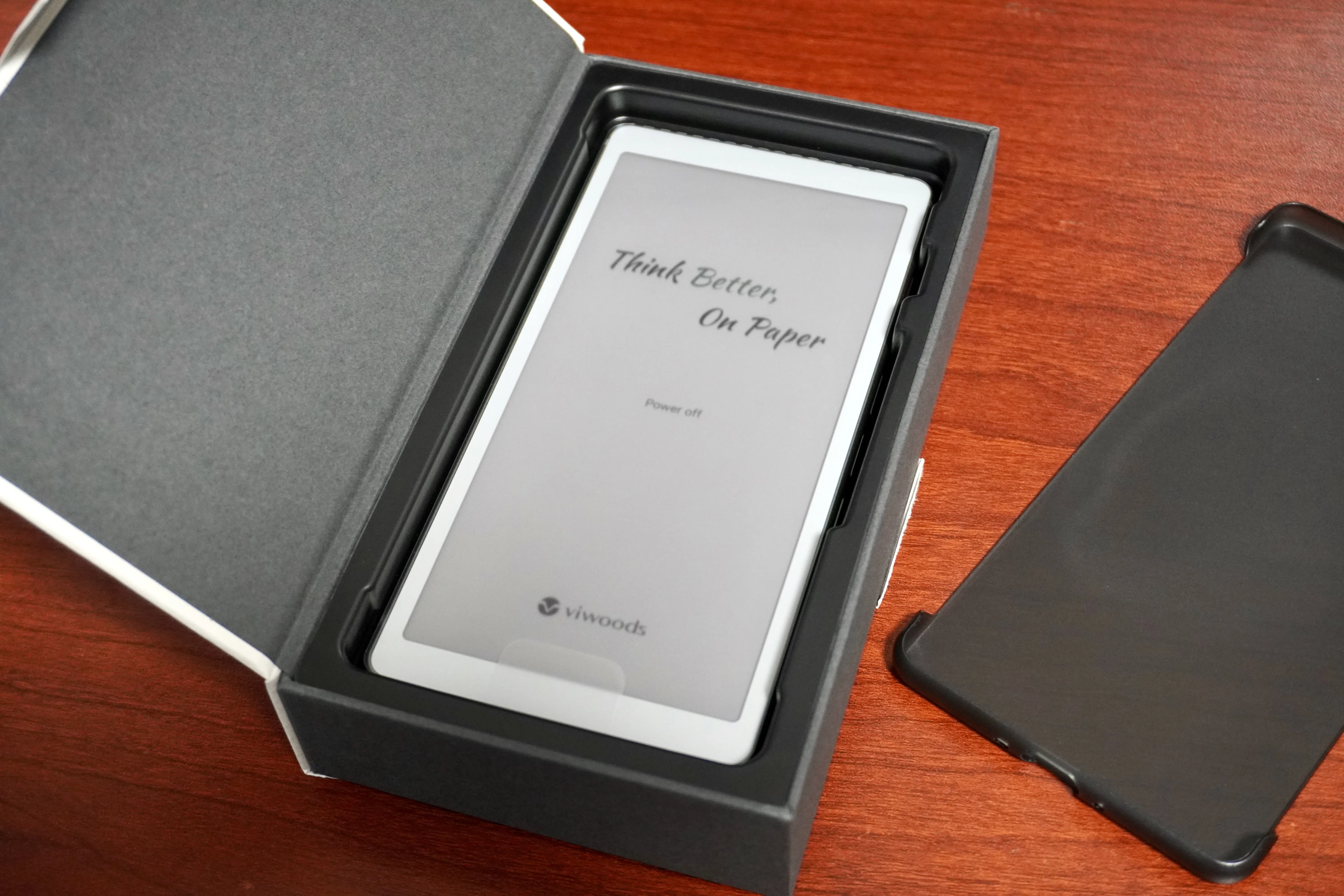 レビュー】Viwoods AiPaper Reader C｜6.7mm極薄のカラー電子ペーパー