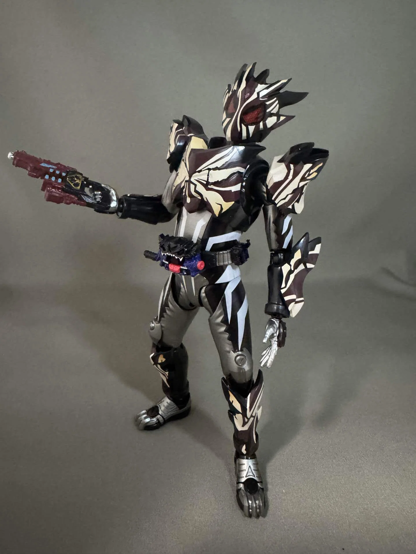 S.H.Figuarts】 仮面ライダービターガヴ マーブルブレイクッキー