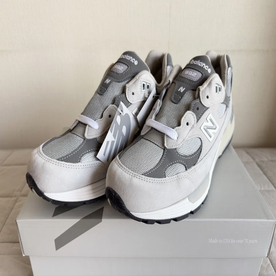 New Balance U992GY｜ジョブズも愛した至高のスニーカー｜AIKE/あいけ 