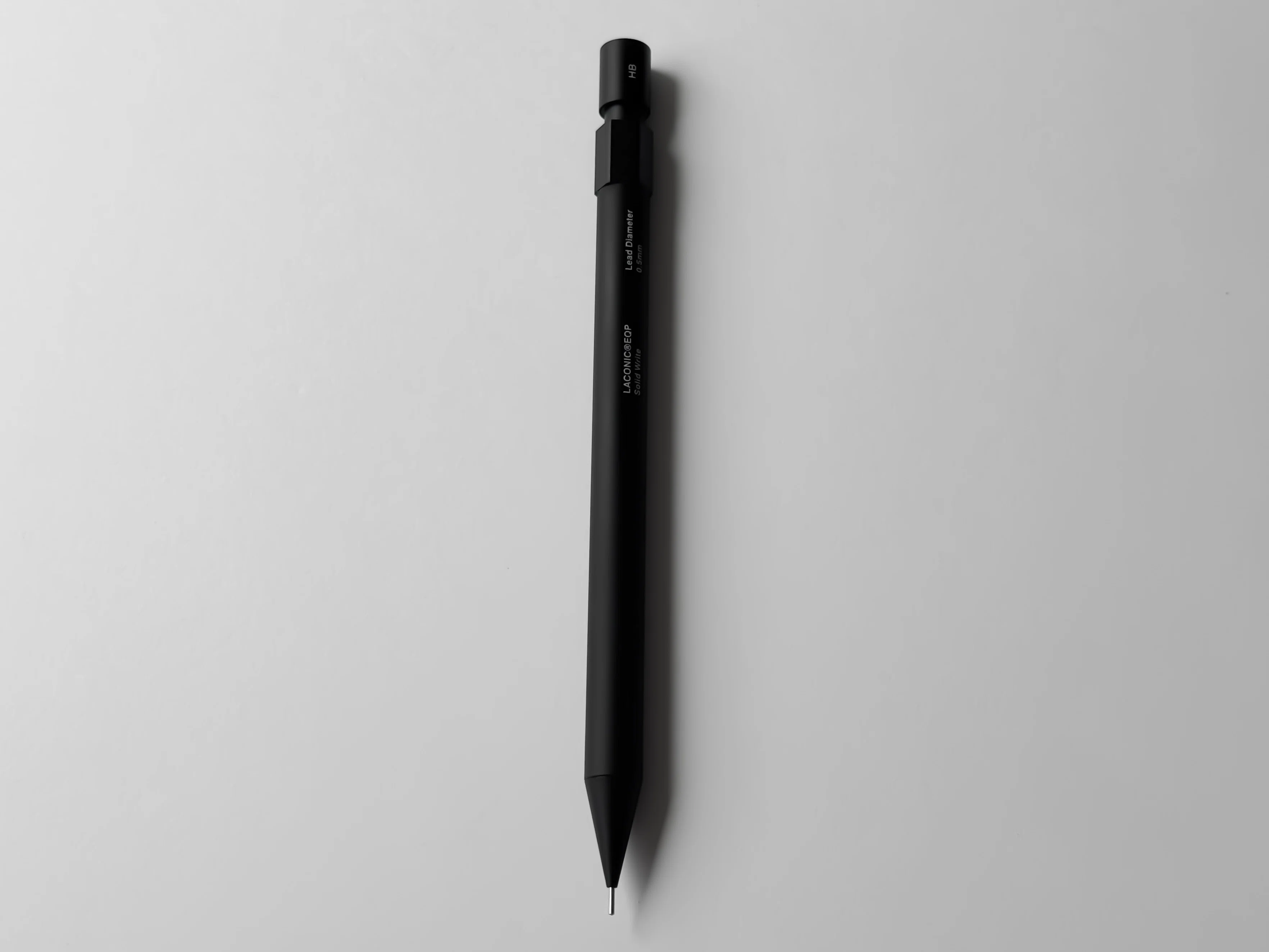 でなくてよい】LACONIC® Solid Write 偏見レビュー｜Tola