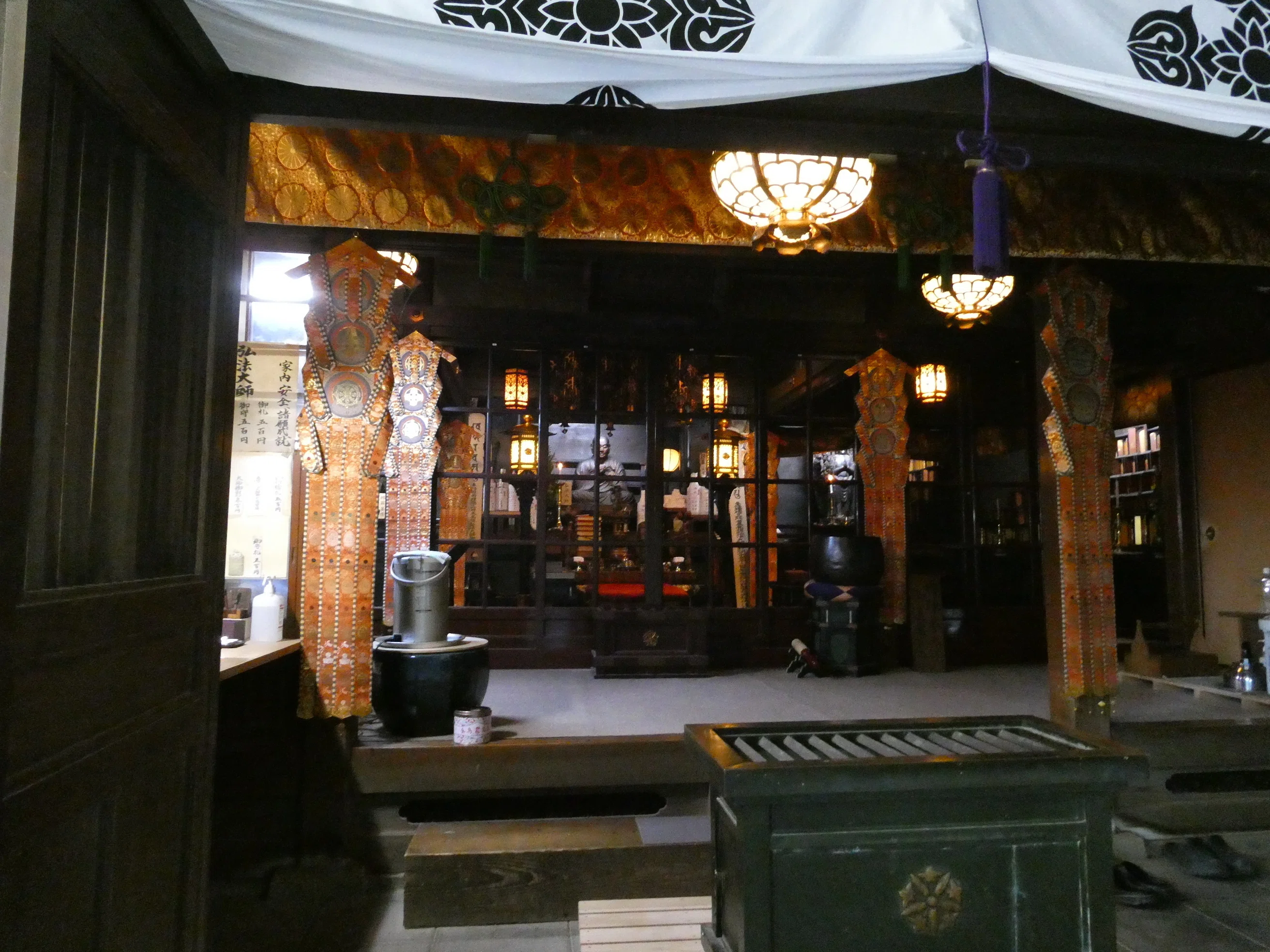 商売繁盛・歓喜天信仰と般若窟を巡る「宝山寺（生駒聖天/寳山寺）」1日