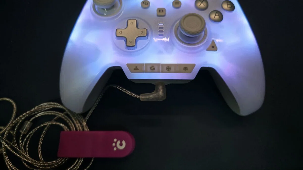 2000Hz Wireless. The BIGBIG WON Rainbow 3 is a controller that