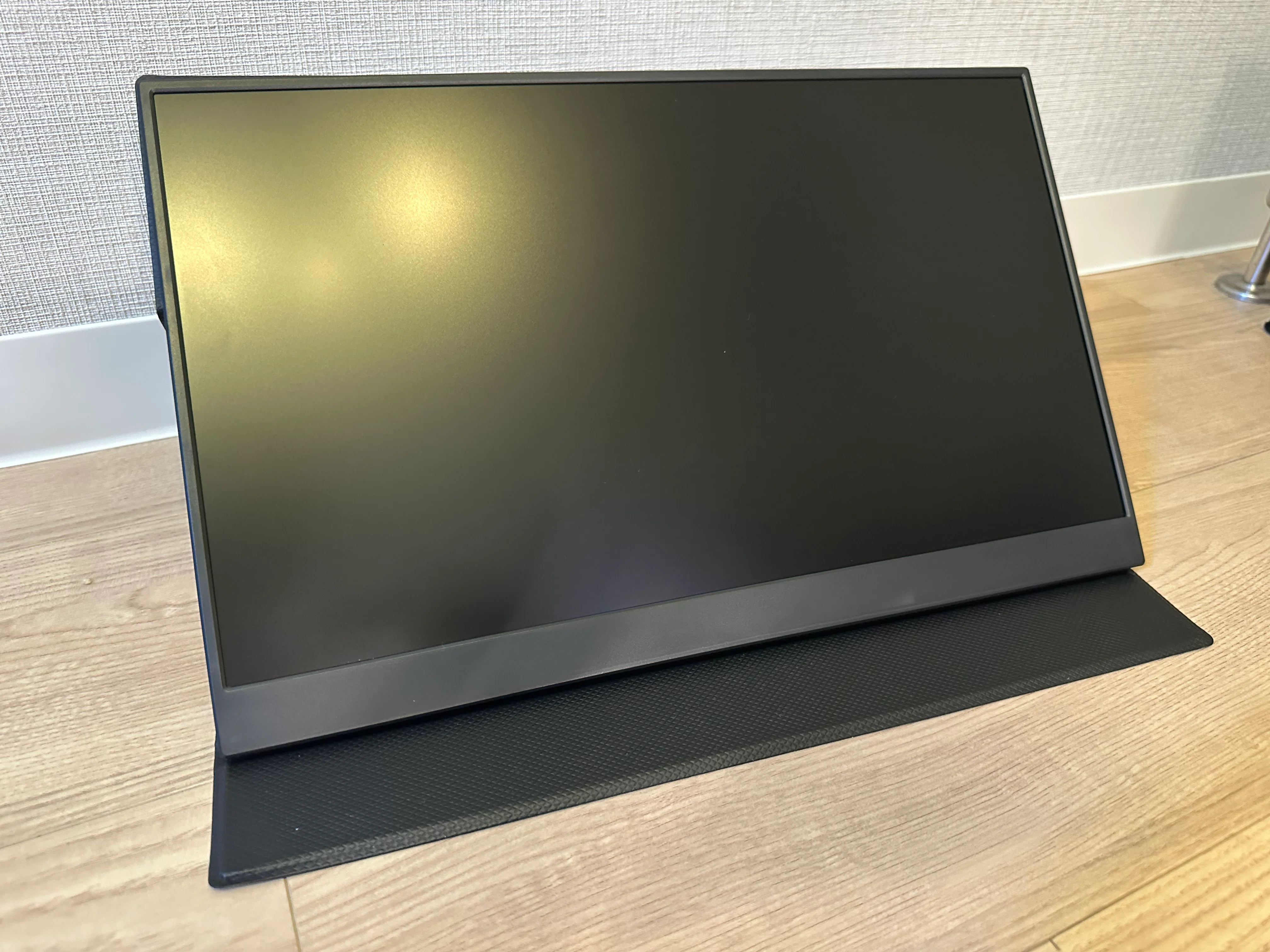 実機レビュー】9,000円のモバイルモニター（KEEPTIME）が想像以上に 