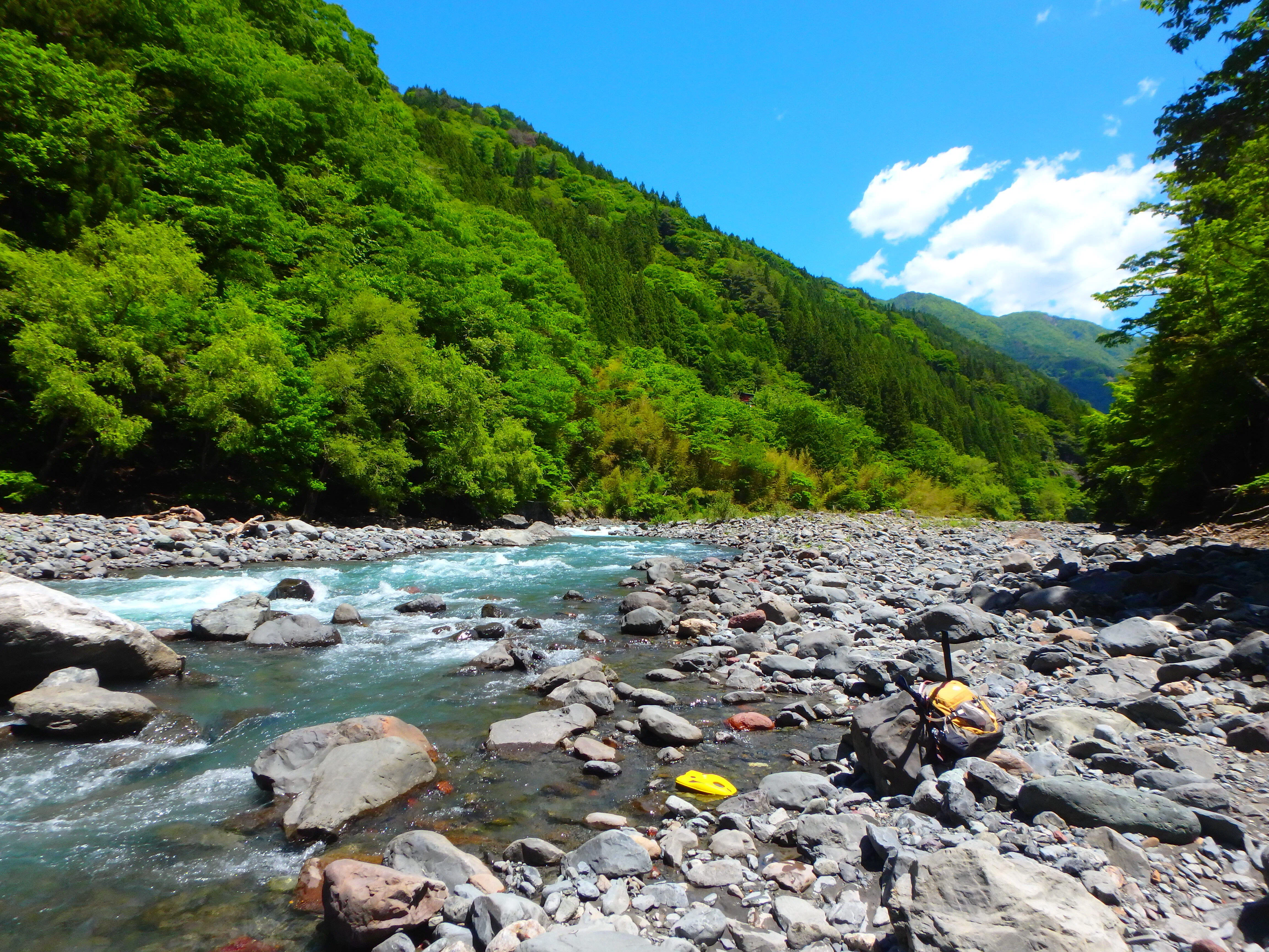 青く鋭い流れ～遠山川本谷釣行｜SW工房