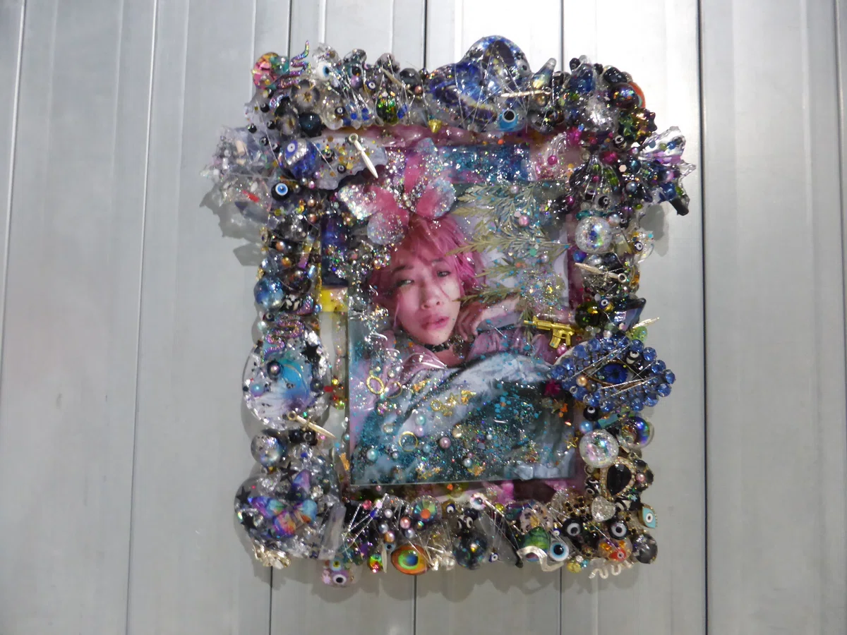 古民家を色鮮やかにジャックする～展覧会「蜷川実花 mirror mirror 