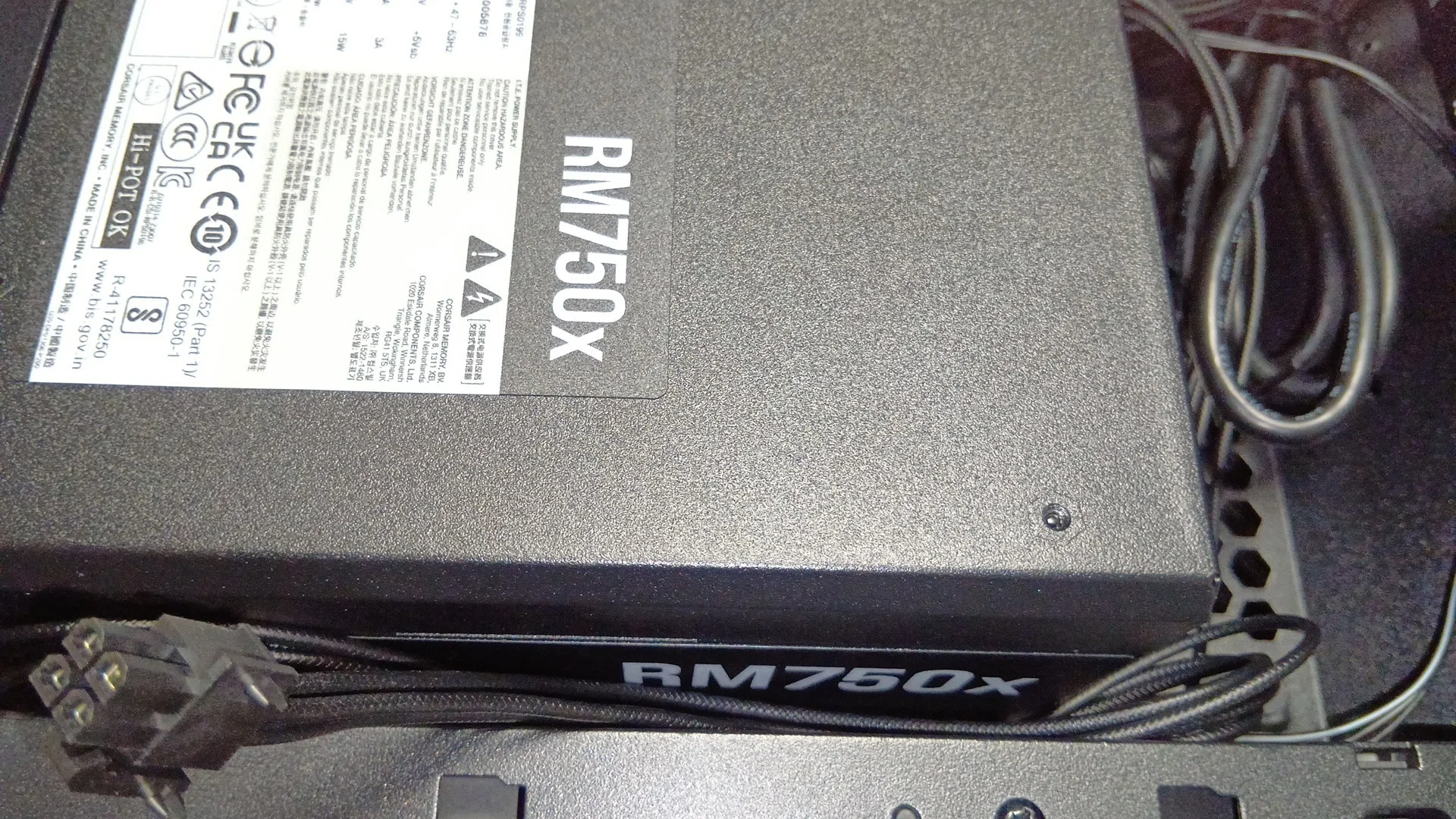 Corsair RM750x 電源ユニット 本体 PC】電源ユニットを交換する！ - CORSAIR RM750x｜Rwi