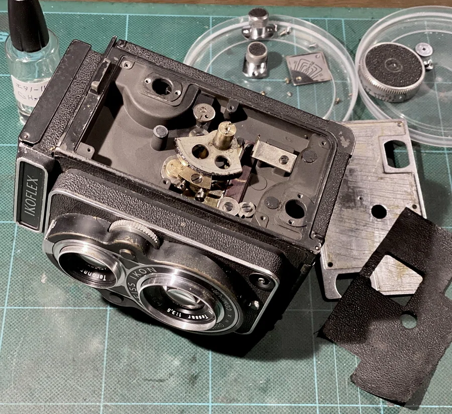 Zeiss Ikon の二眼レフ IKOFLEX ｜光画日々想