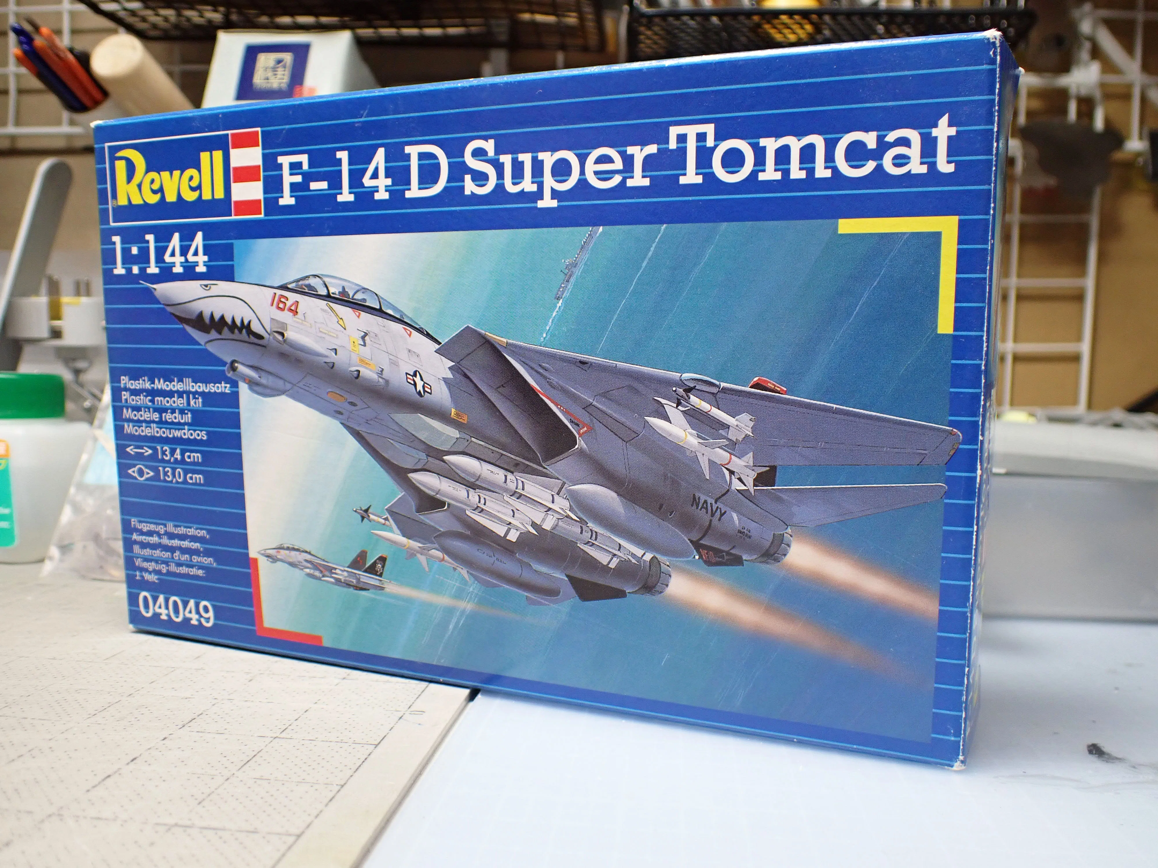 やっとこさ完成：レベル 1/144 F-14D｜積みプラで詰んだAKI