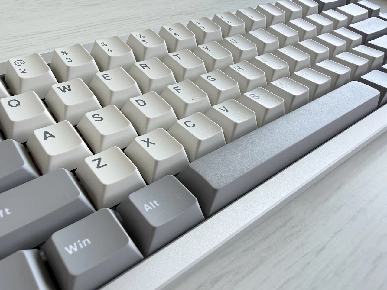 WOBKEY ZEN65｜洗練されたデザインと打鍵感はまさに