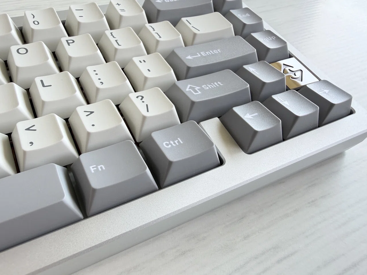 WOBKEY ZEN65｜洗練されたデザインと打鍵感はまさに