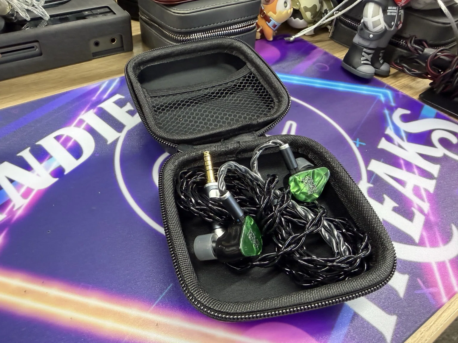 Punch Audio Portazo 有線イヤホン