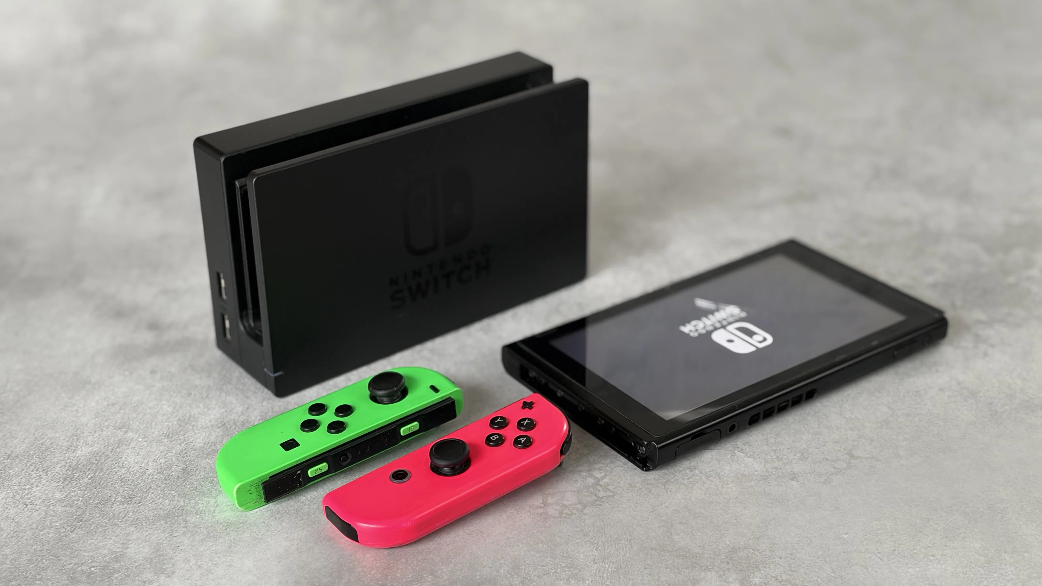Switch 直近まで使用問題無し 箱付 当たり前にしたい「直して使う」こと｜monolab | ミニマルと余白